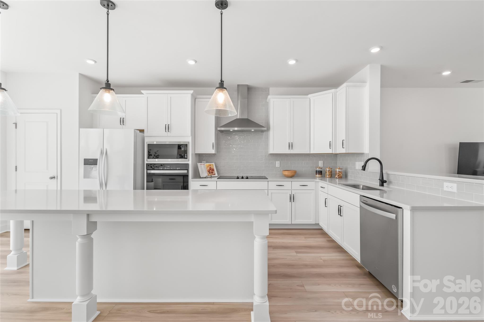 15309 Ballancroft Parkway — Charlotte