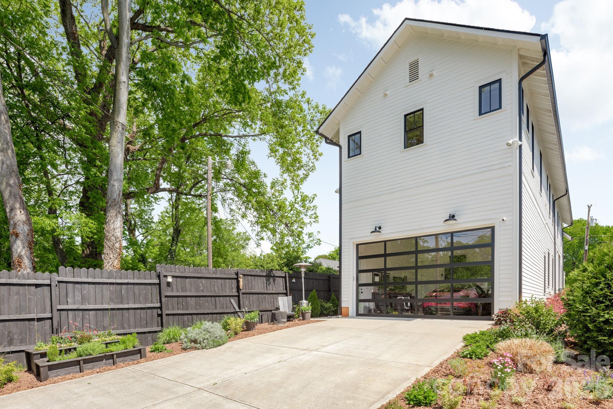 313 Solomon Street — Charlotte