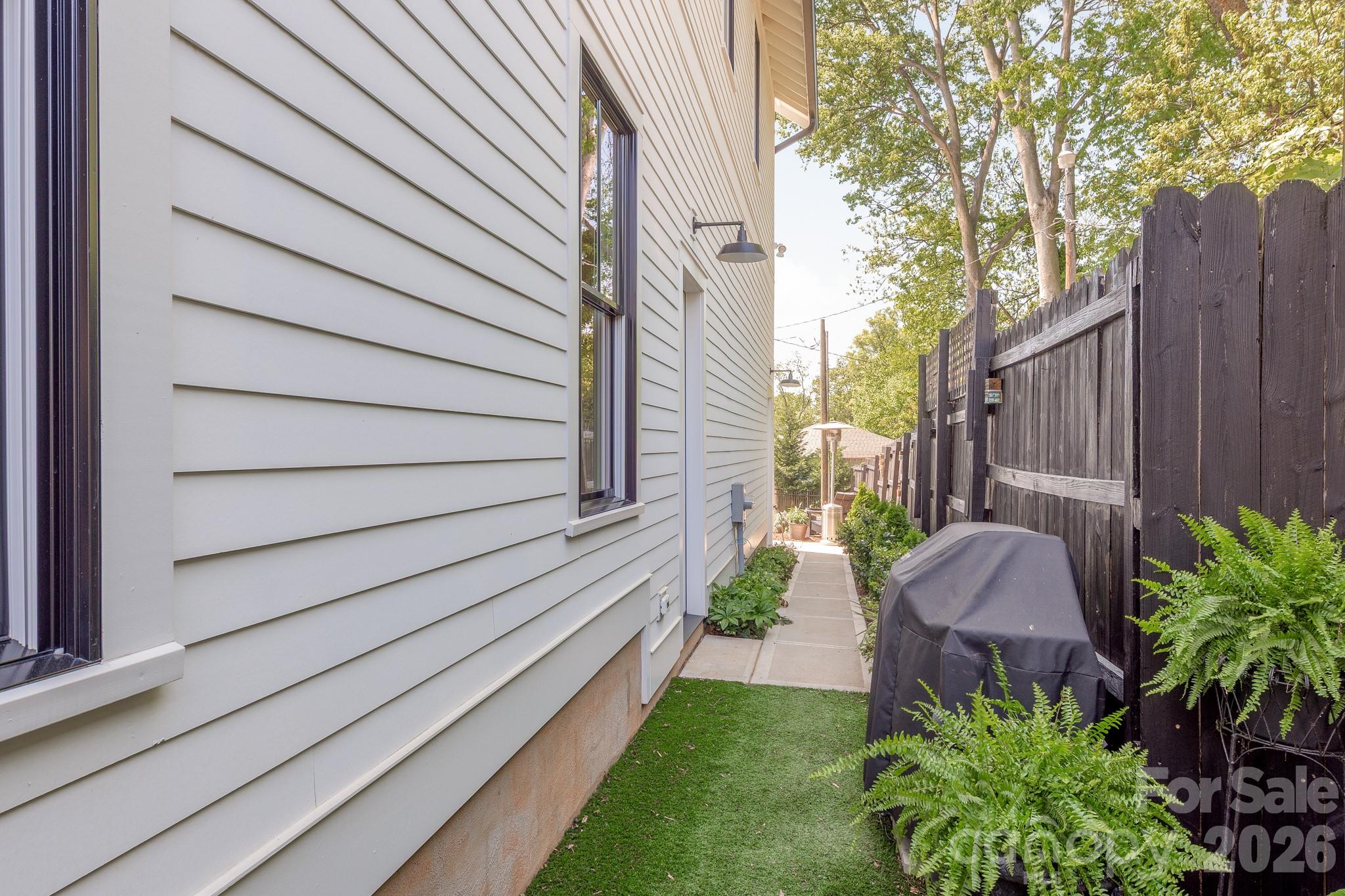 313 Solomon Street — Charlotte