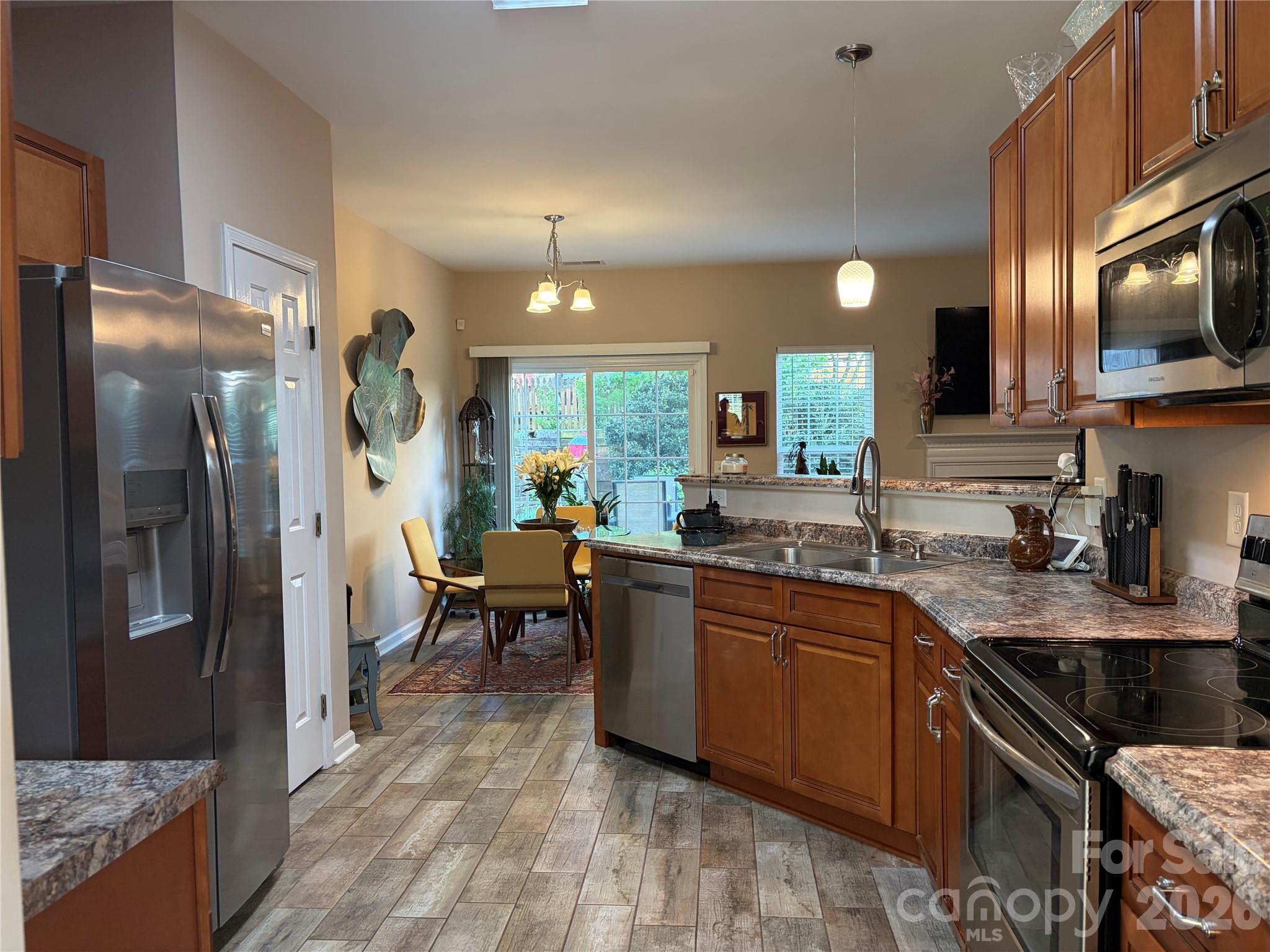 7907 Alma Boulevard — Waxhaw
