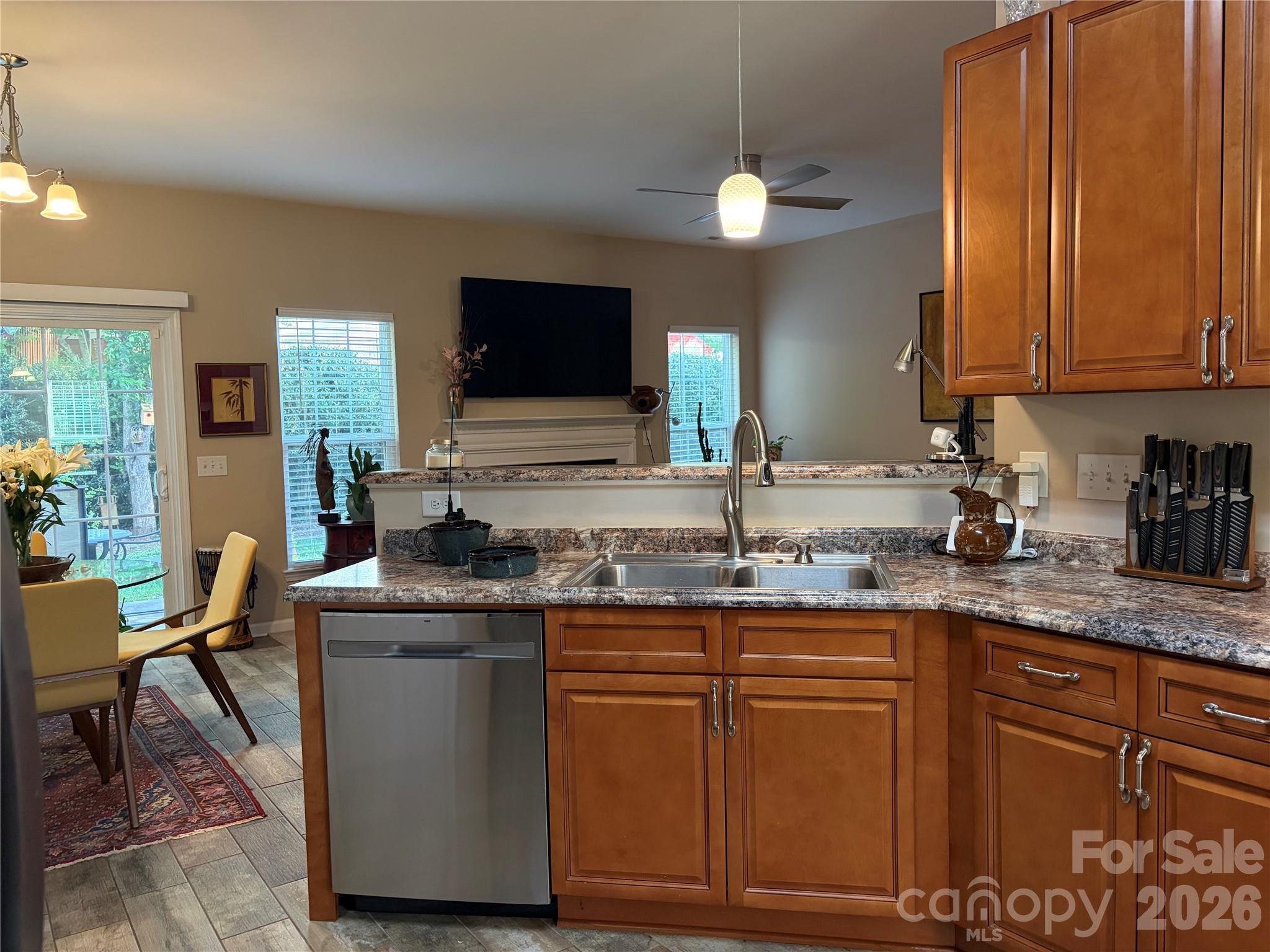 7907 Alma Boulevard — Waxhaw