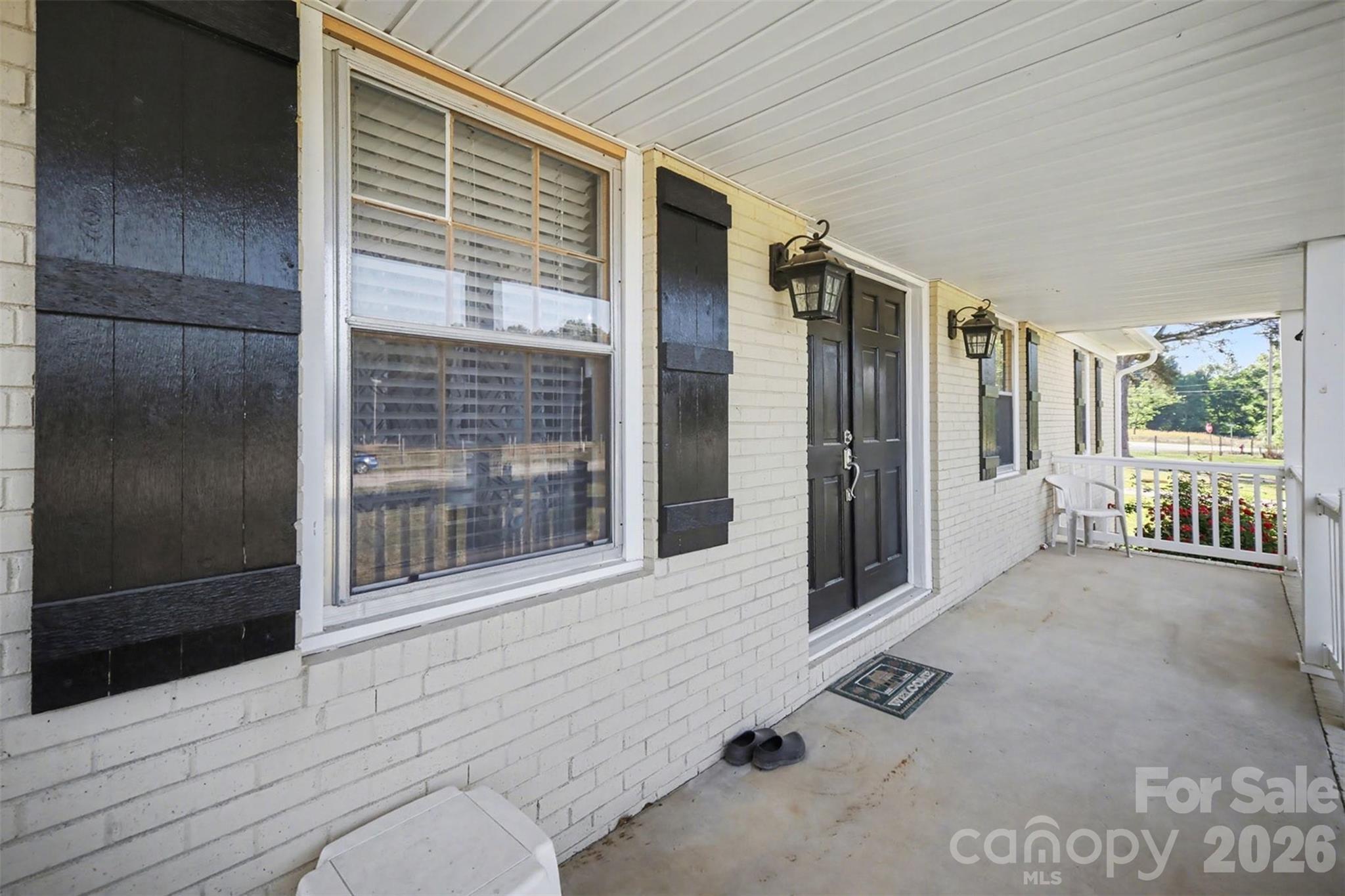 1087 Greenbriar Drive — Lancaster