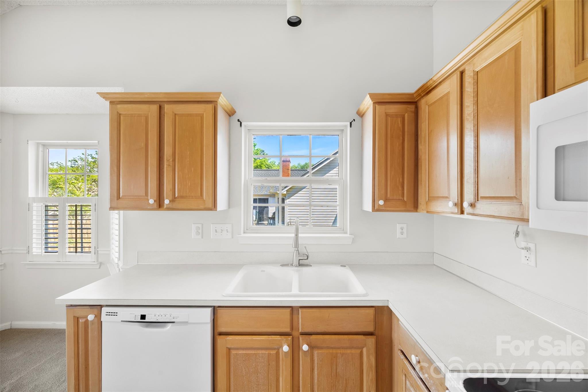4175 Medford Drive NW — Concord