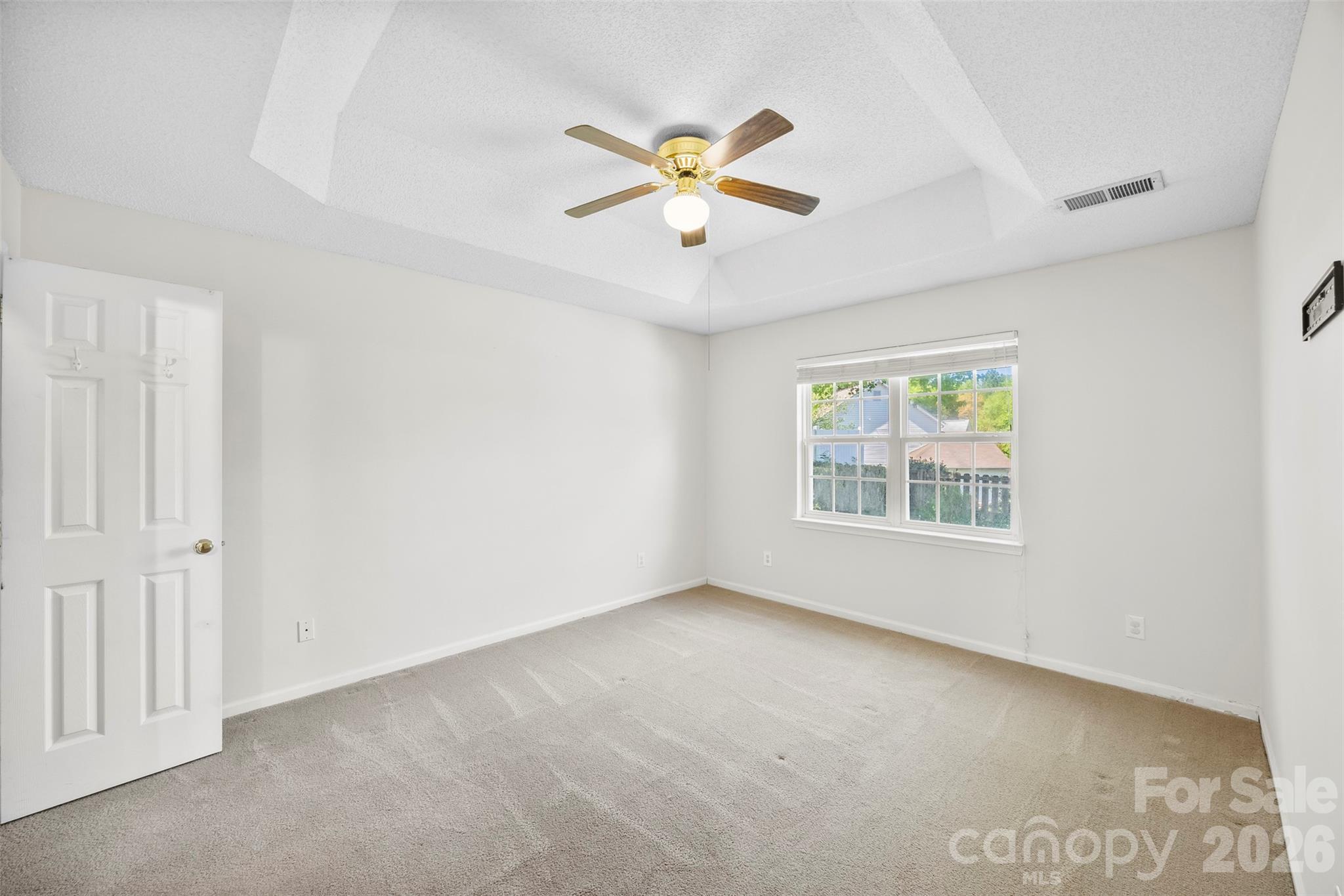 4175 Medford Drive NW — Concord