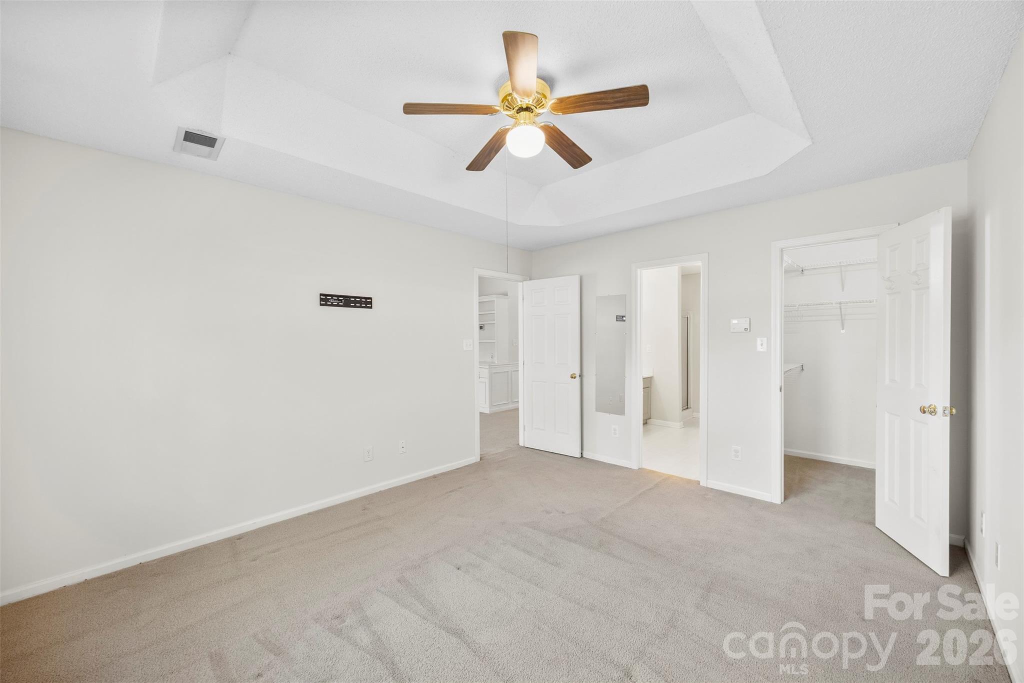 4175 Medford Drive NW — Concord