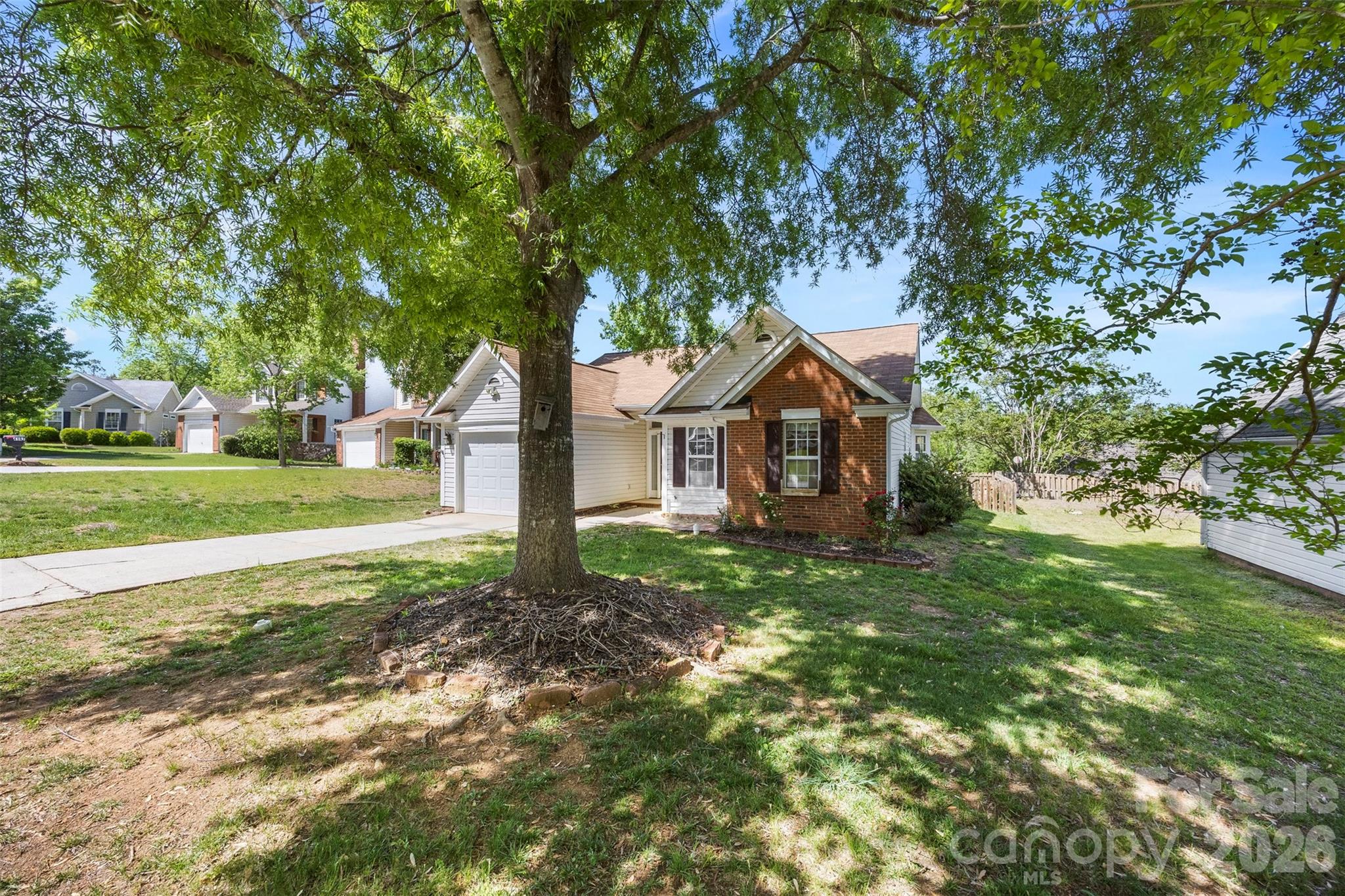 4175 Medford Drive NW — Concord