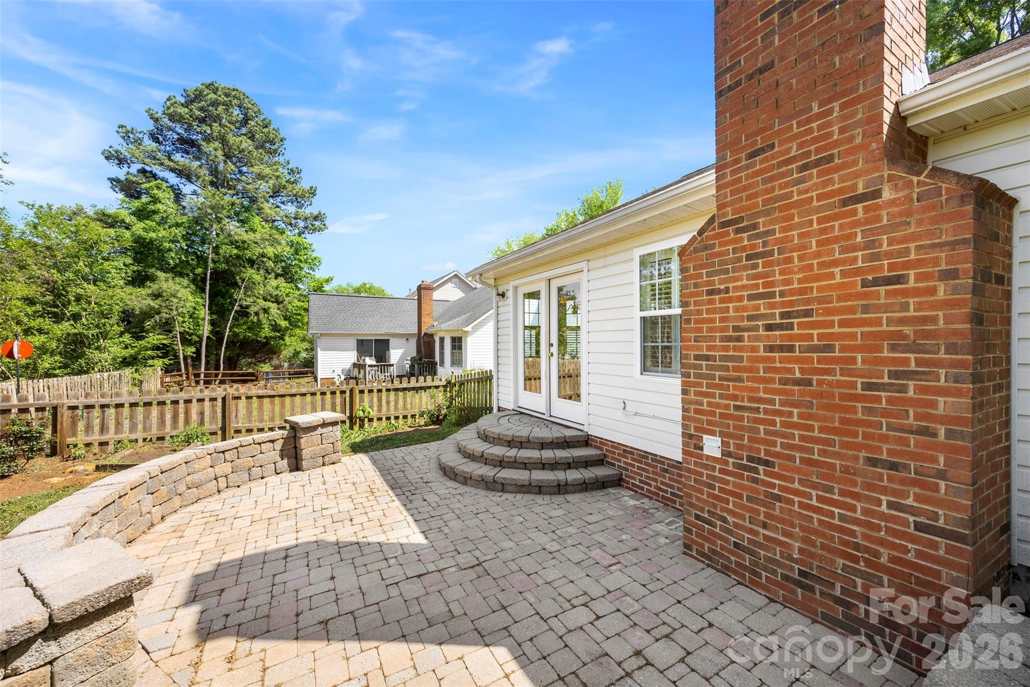 4175 Medford Drive NW — Concord