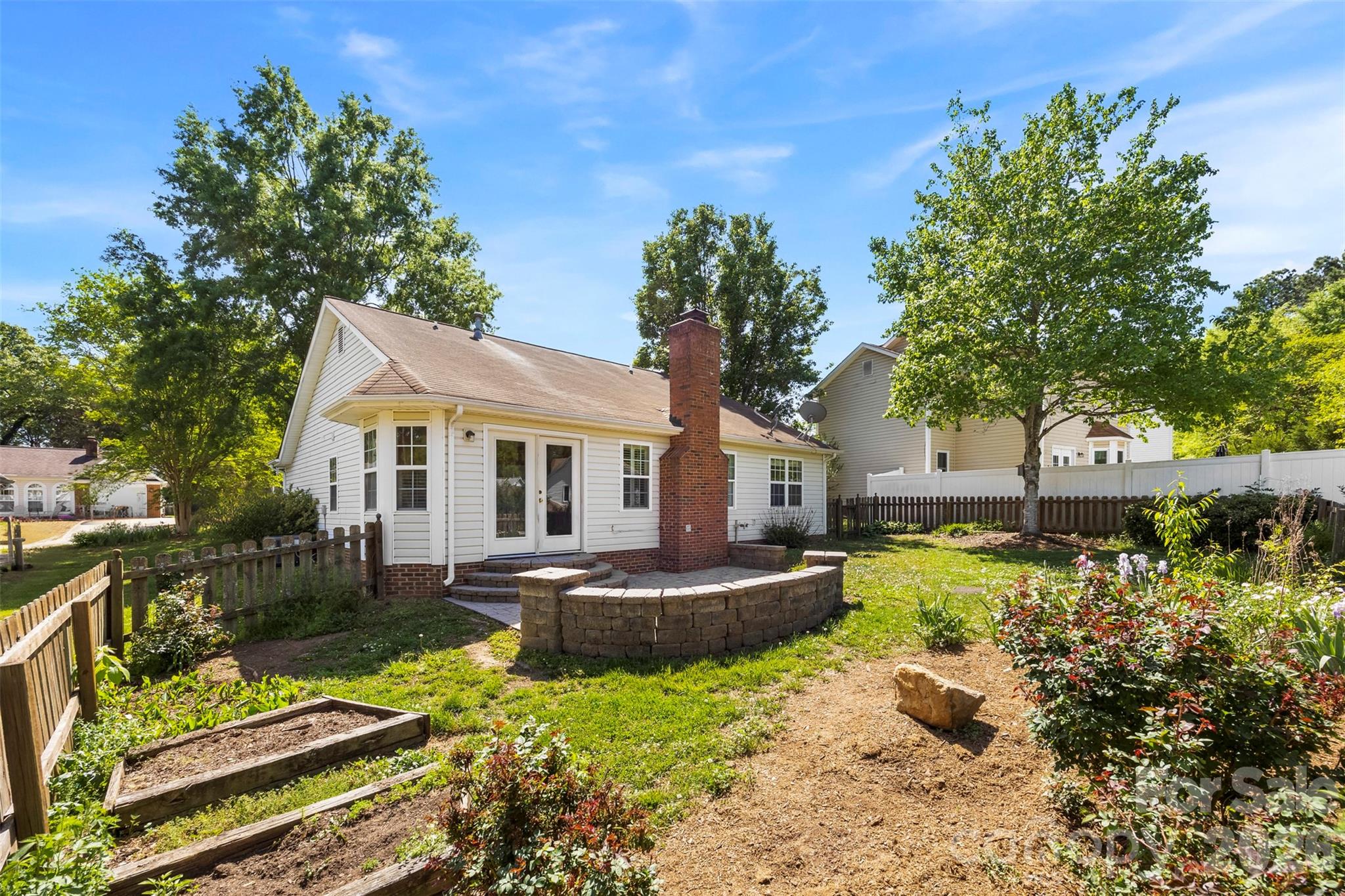 4175 Medford Drive NW — Concord