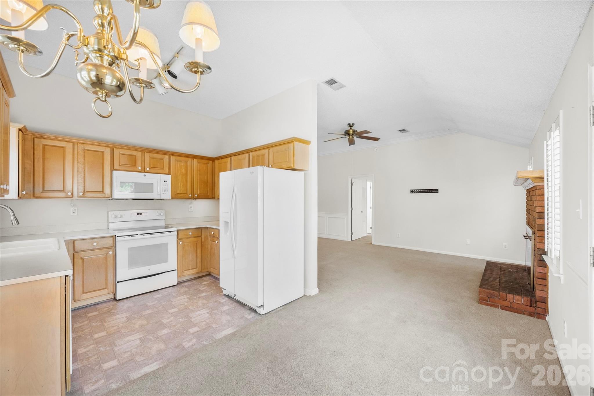 4175 Medford Drive NW — Concord
