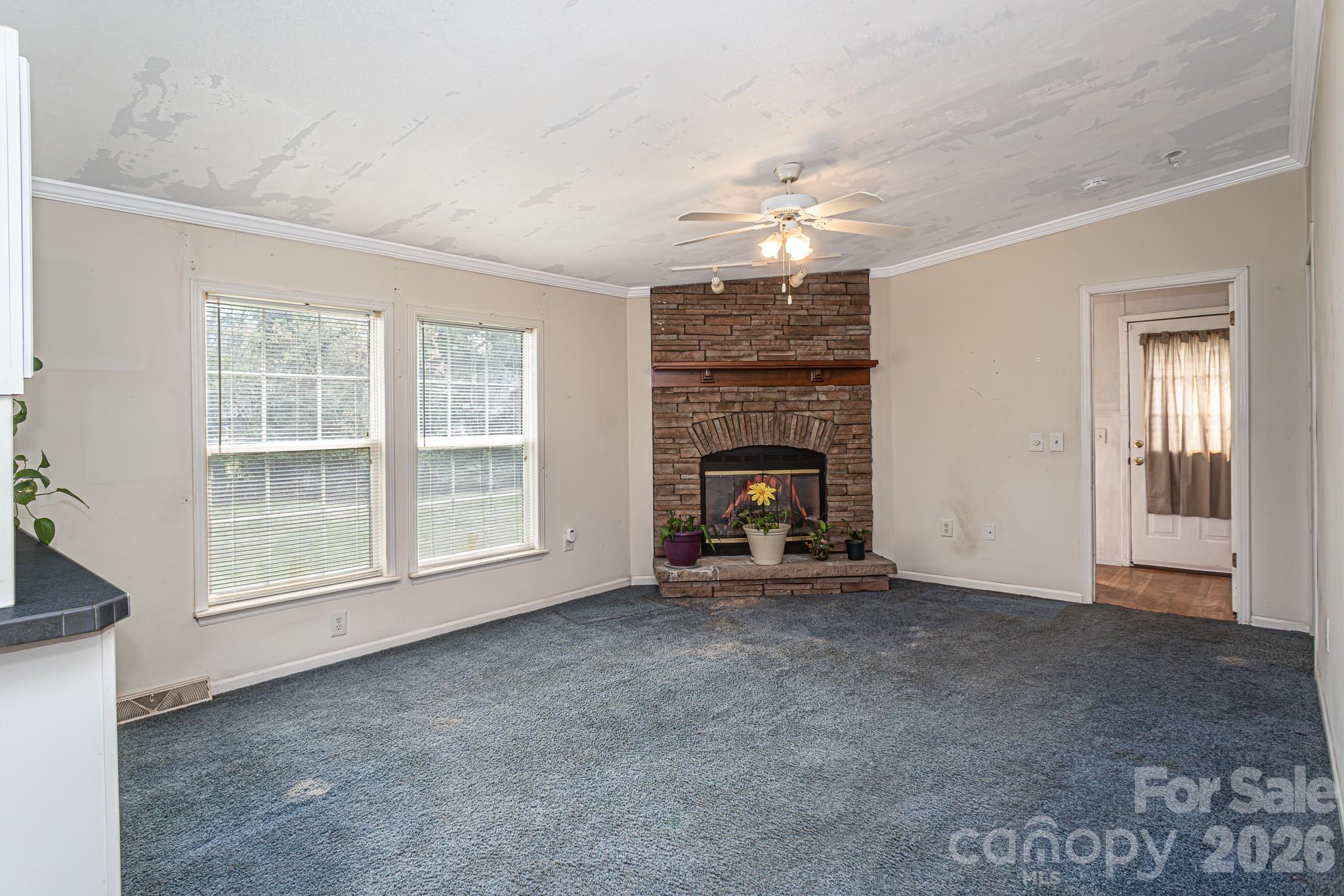 210 Pierce Street #4 — Warsaw