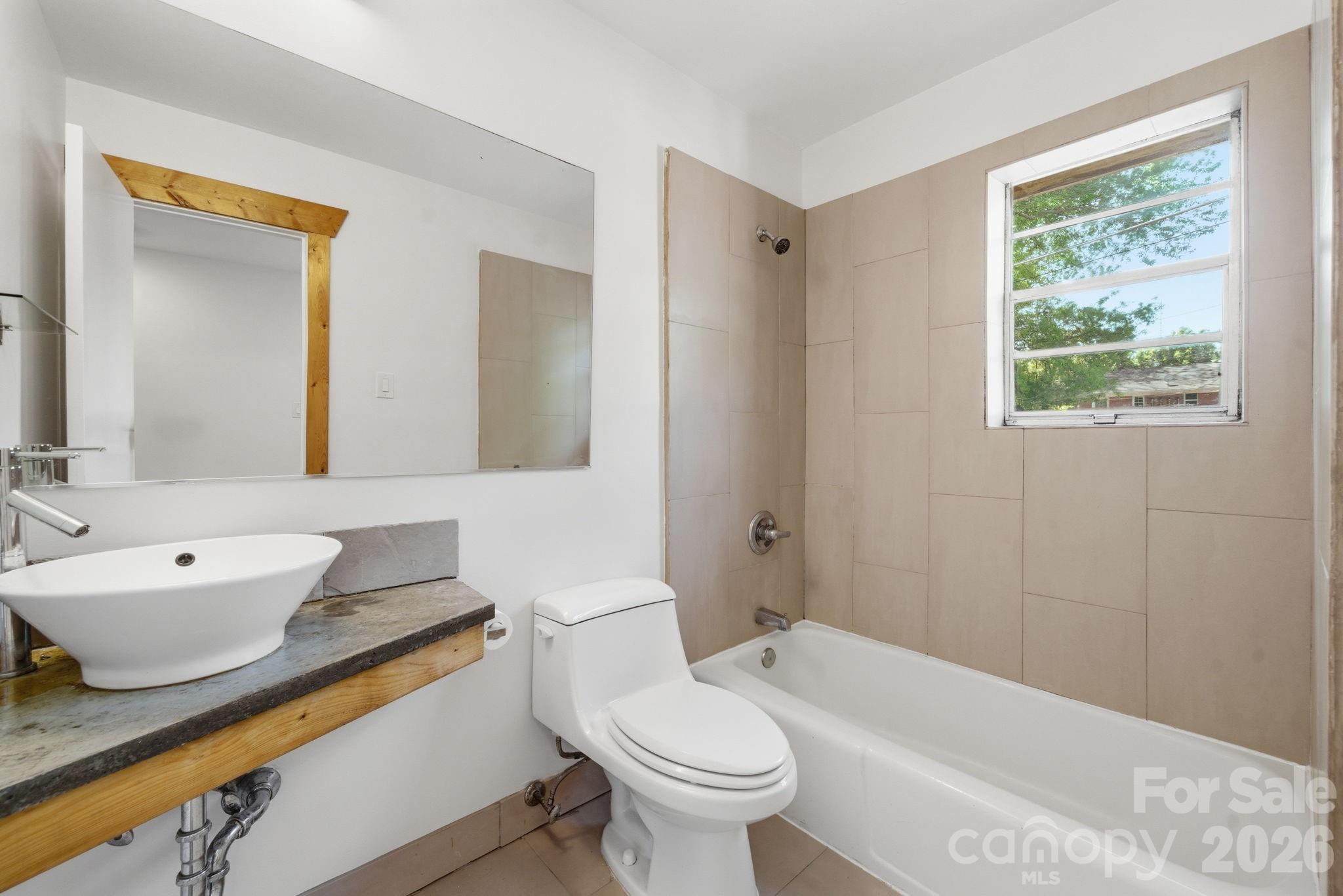 638 Chipley Avenue #7 — Charlotte