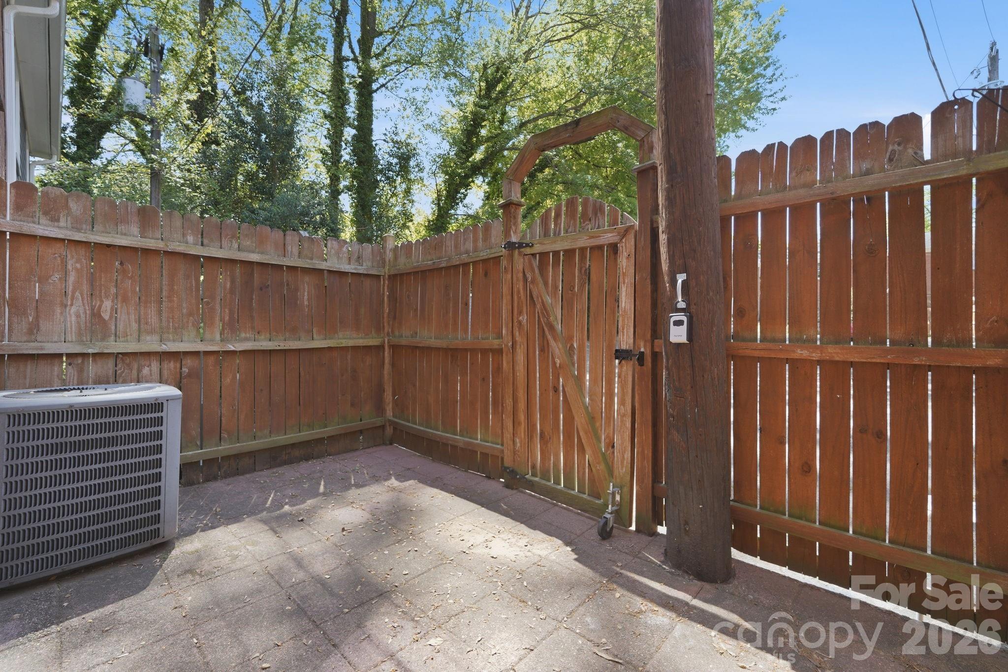 638 Chipley Avenue #7 — Charlotte