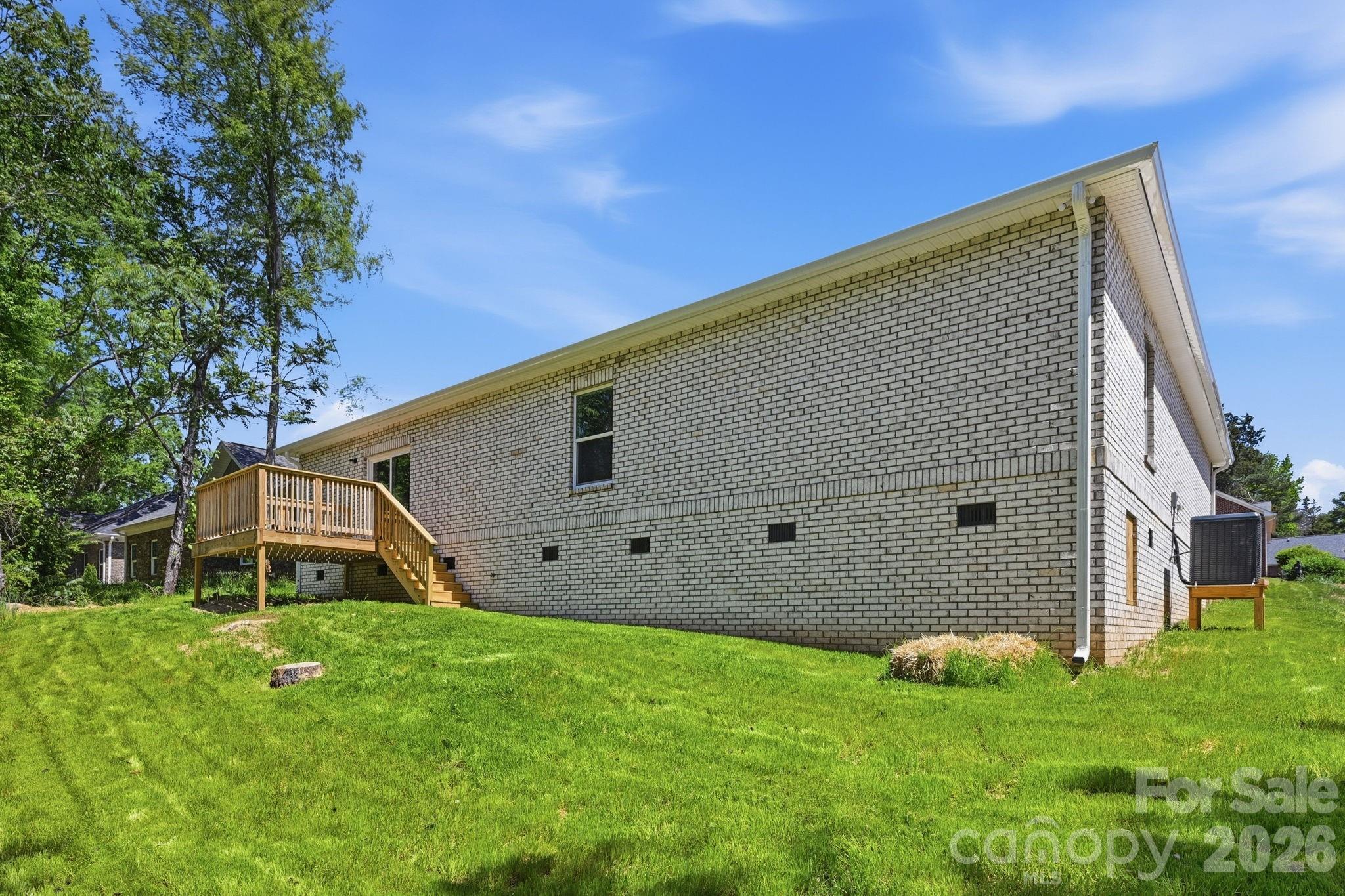 149 Ole Eastpointe Drive — York