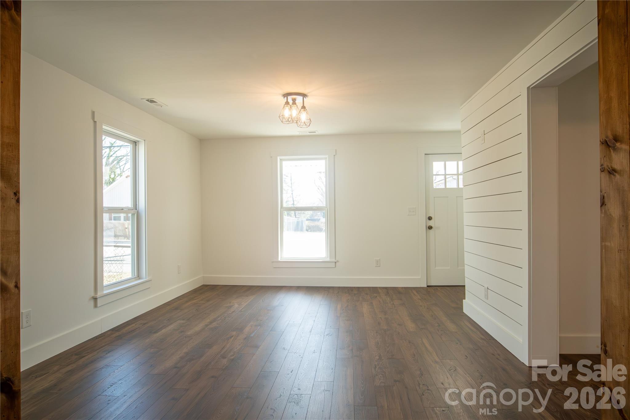 929 S Long Street — Salisbury