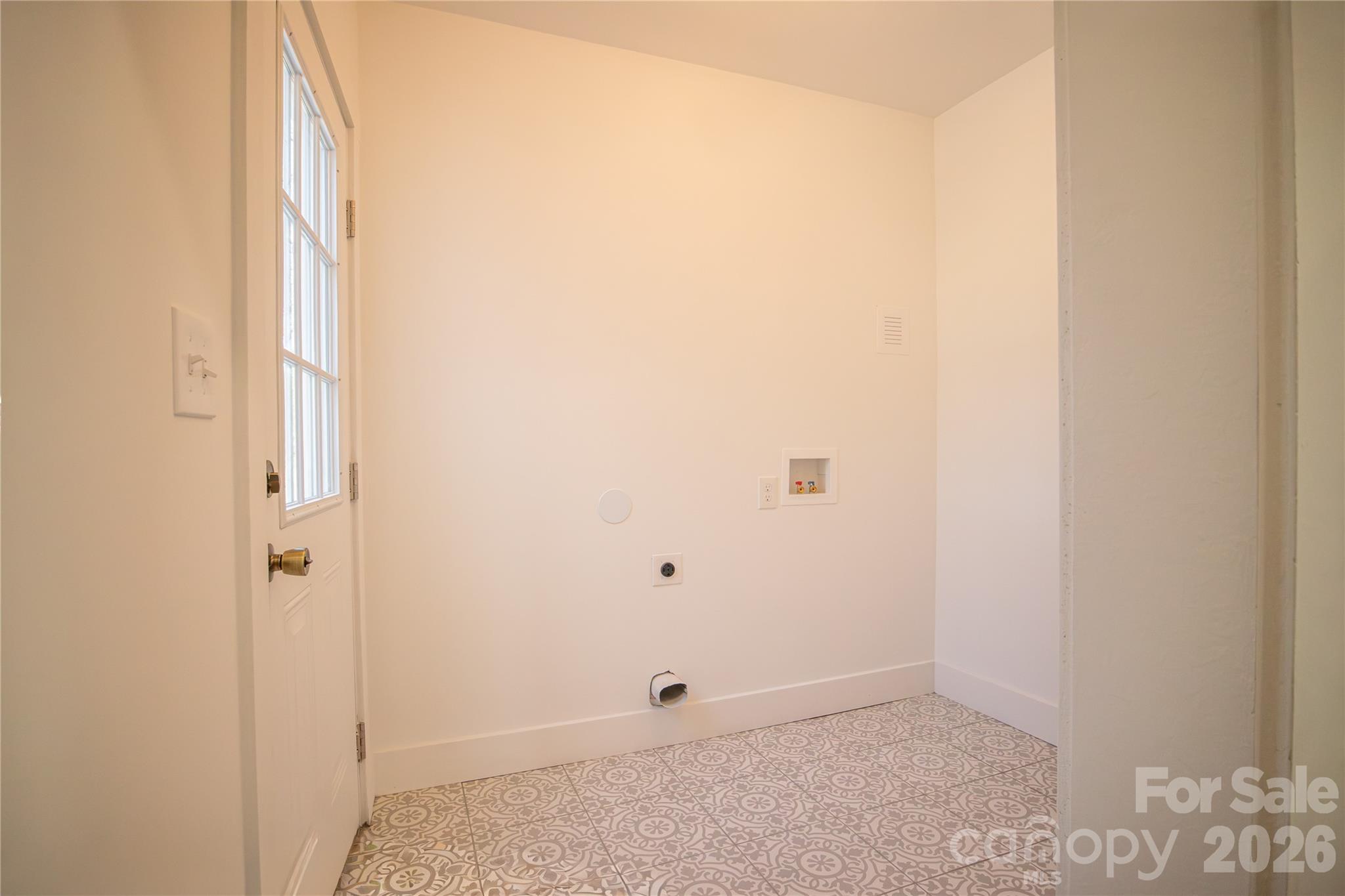 929 S Long Street — Salisbury