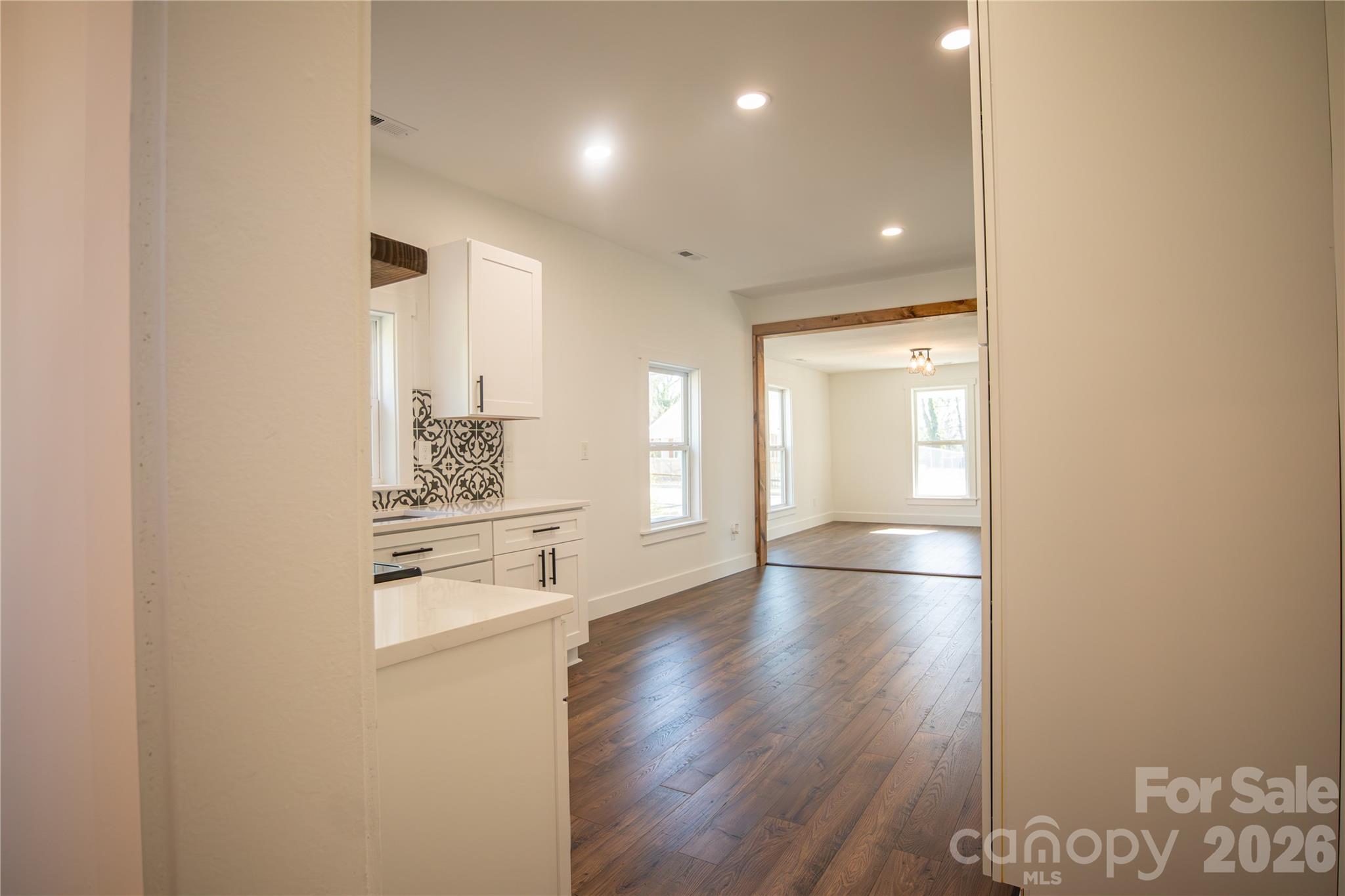 929 S Long Street — Salisbury