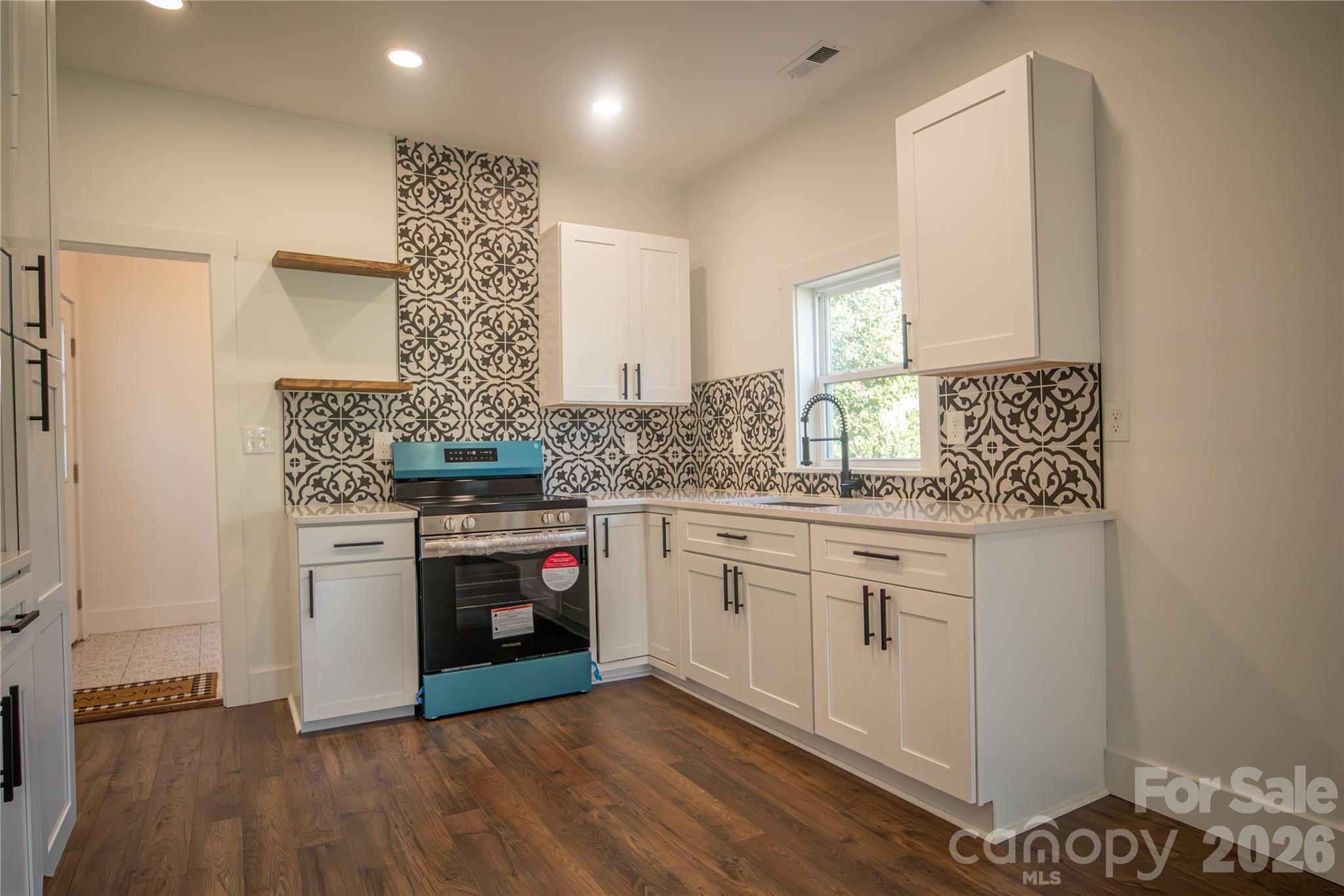 929 S Long Street — Salisbury