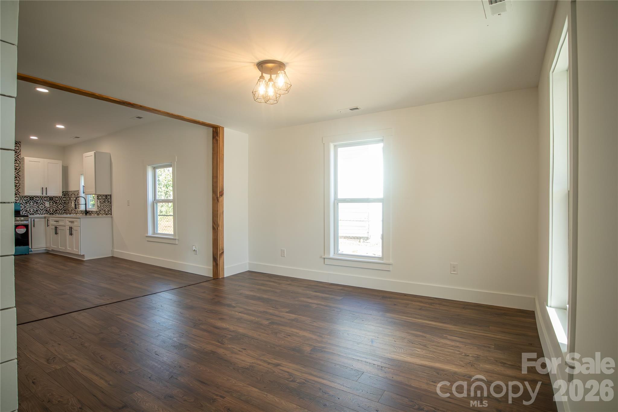 929 S Long Street — Salisbury