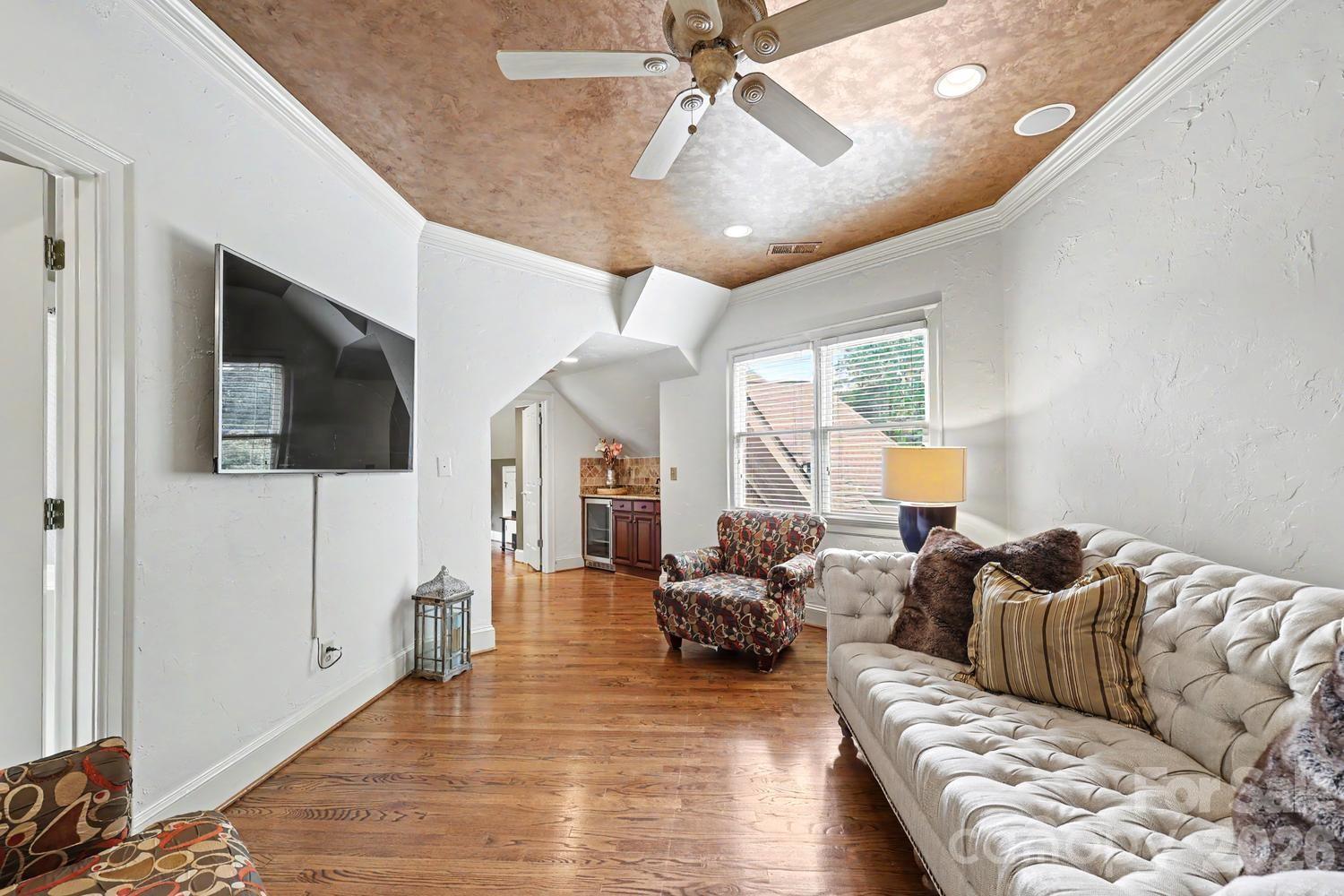 10615 Lederer Avenue — Charlotte