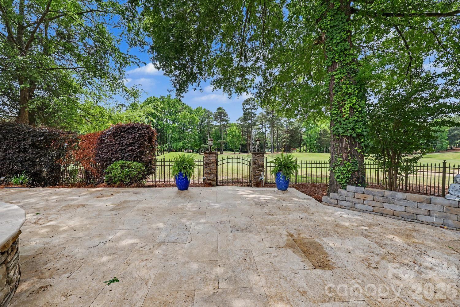 10615 Lederer Avenue — Charlotte