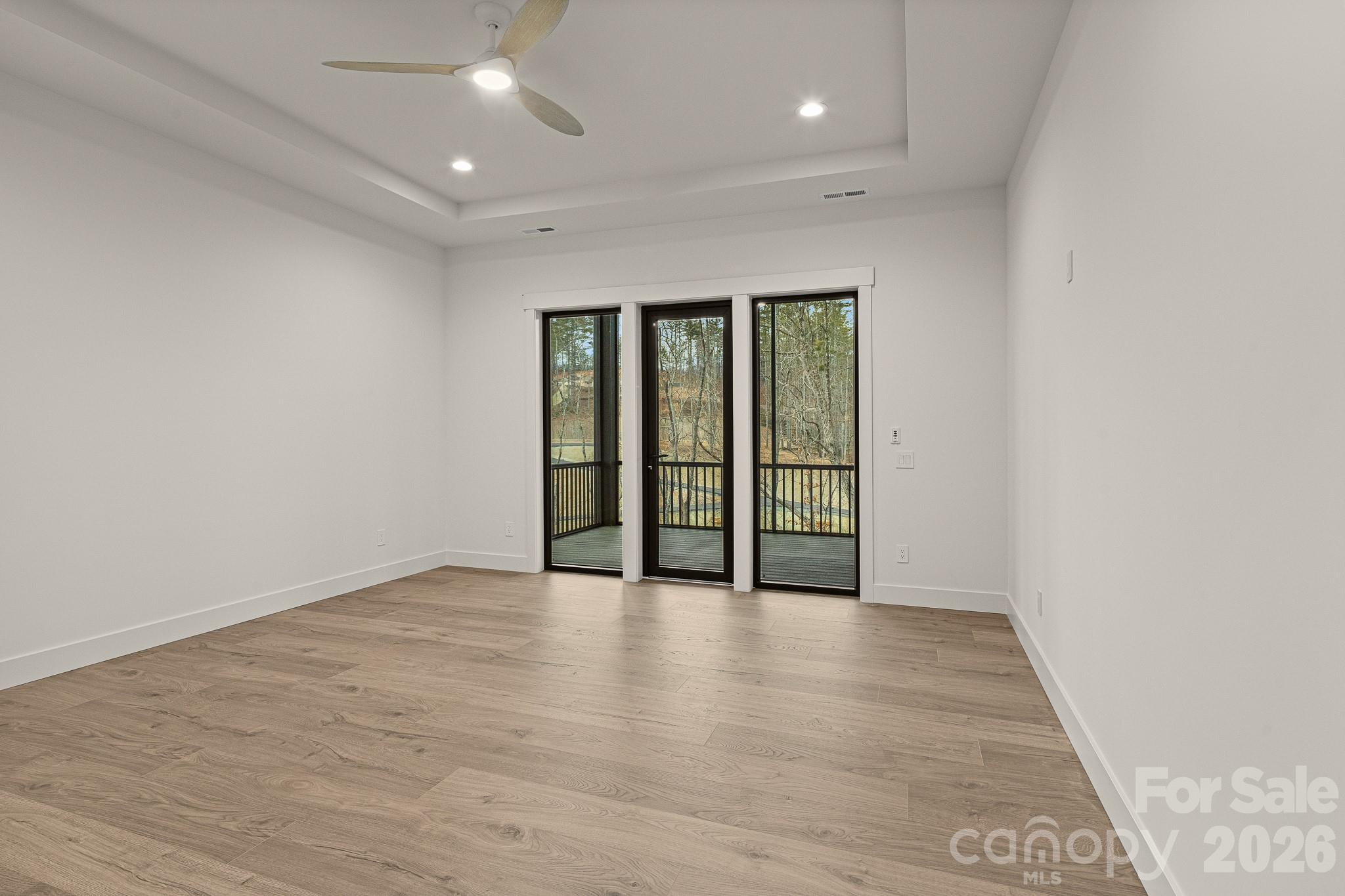 88 Sunridge Avenue #15 — Horse Shoe