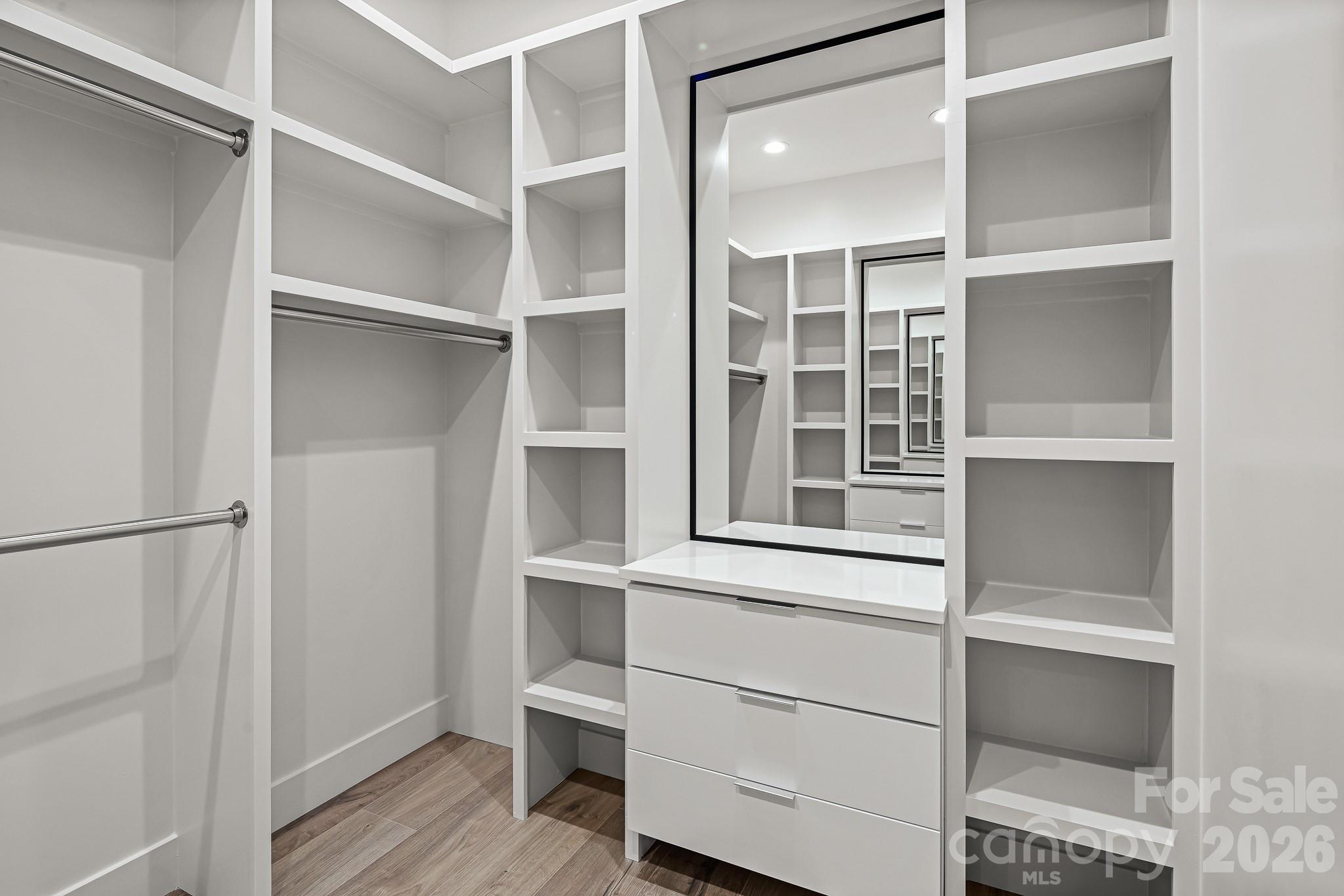 88 Sunridge Avenue #15 — Horse Shoe