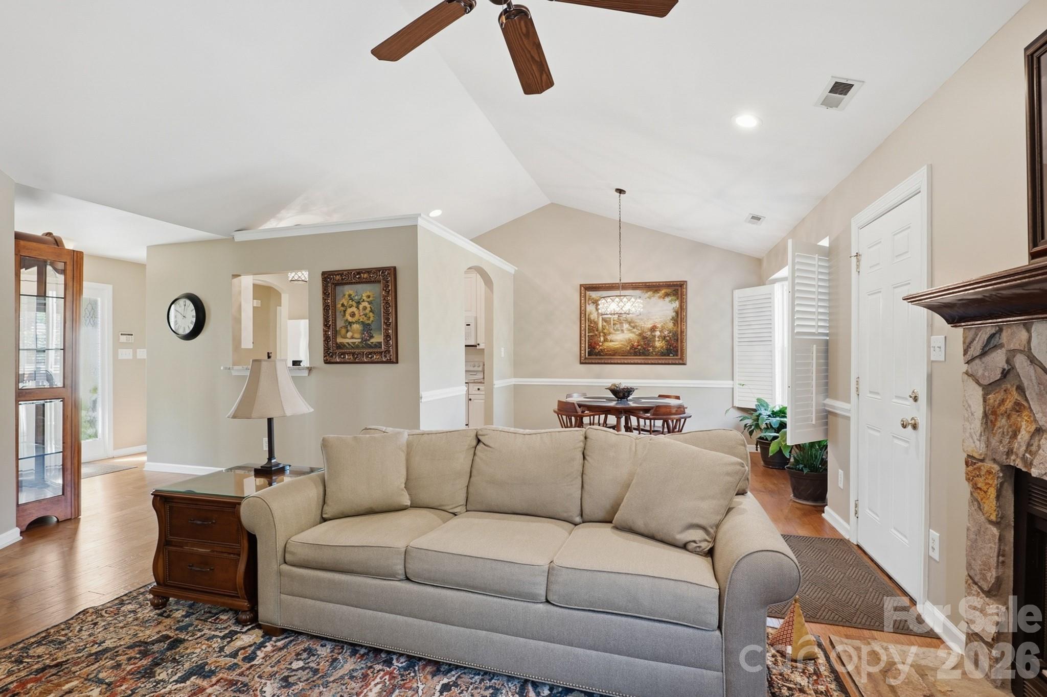 7224 Swans Run Road — Charlotte