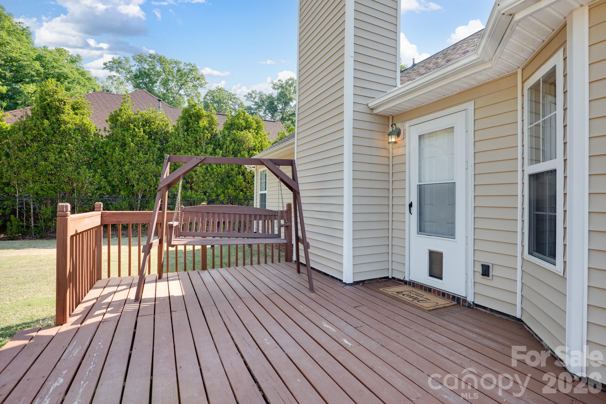 7224 Swans Run Road — Charlotte