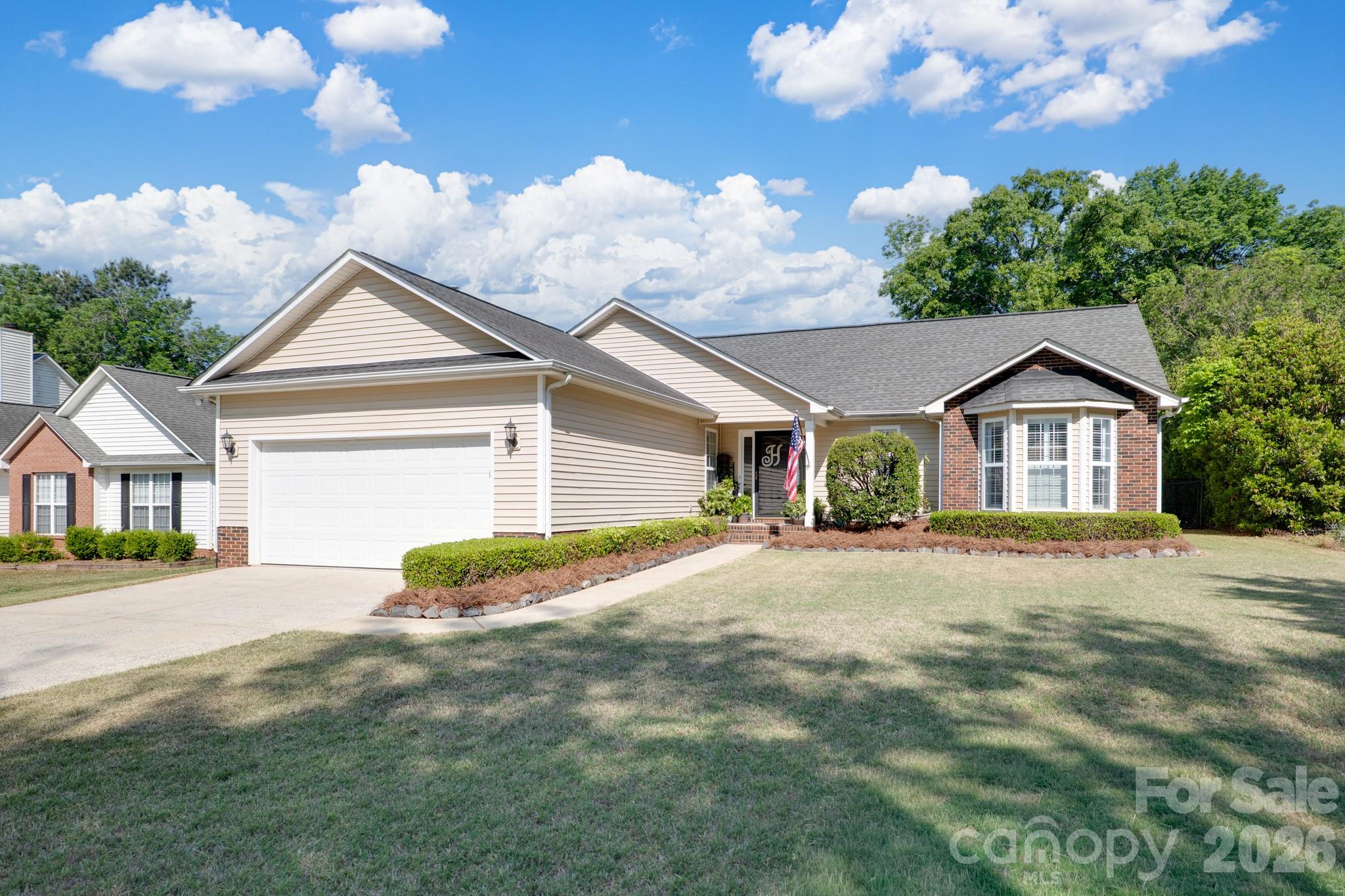 7224 Swans Run Road — Charlotte