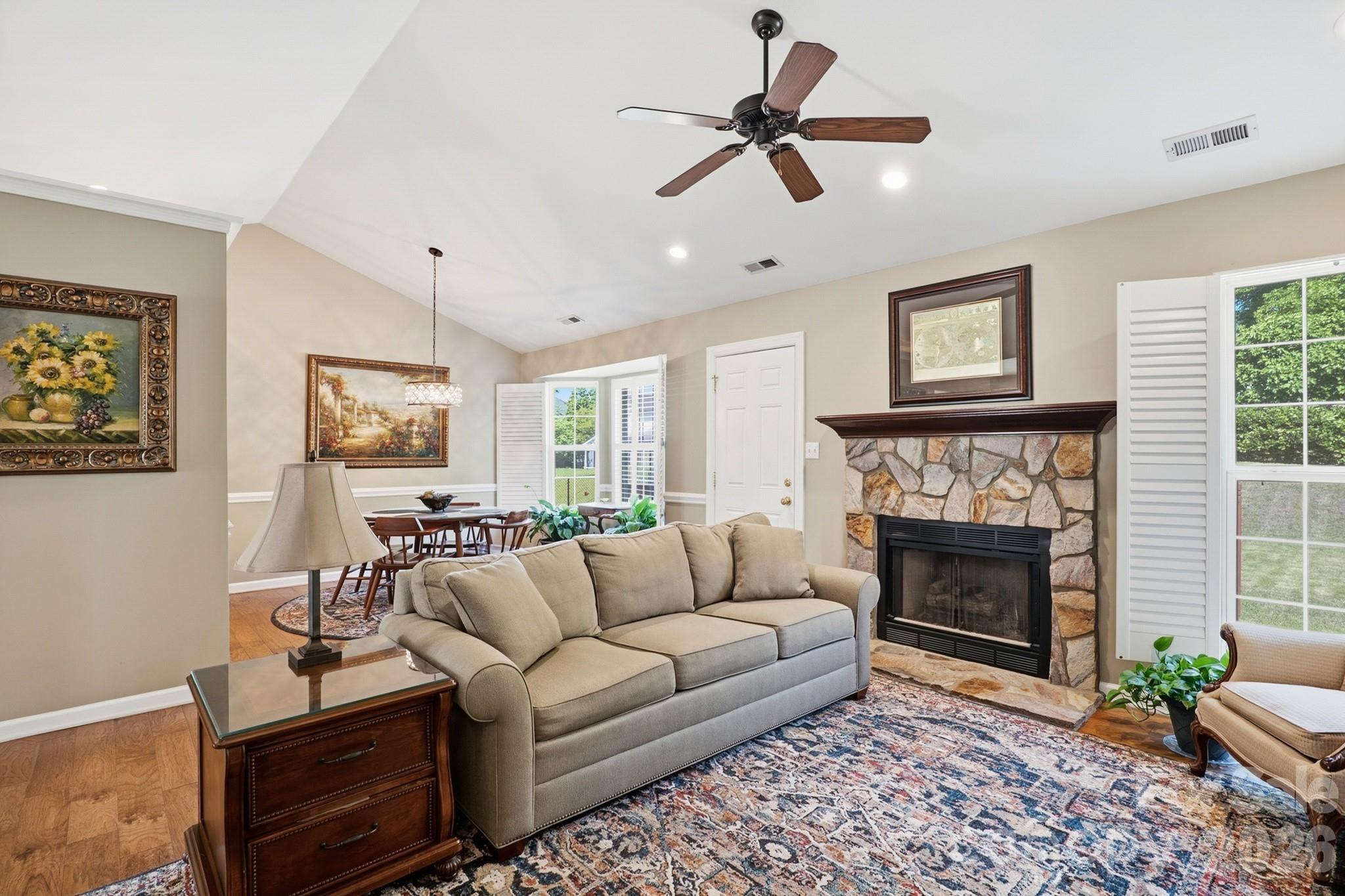 7224 Swans Run Road — Charlotte