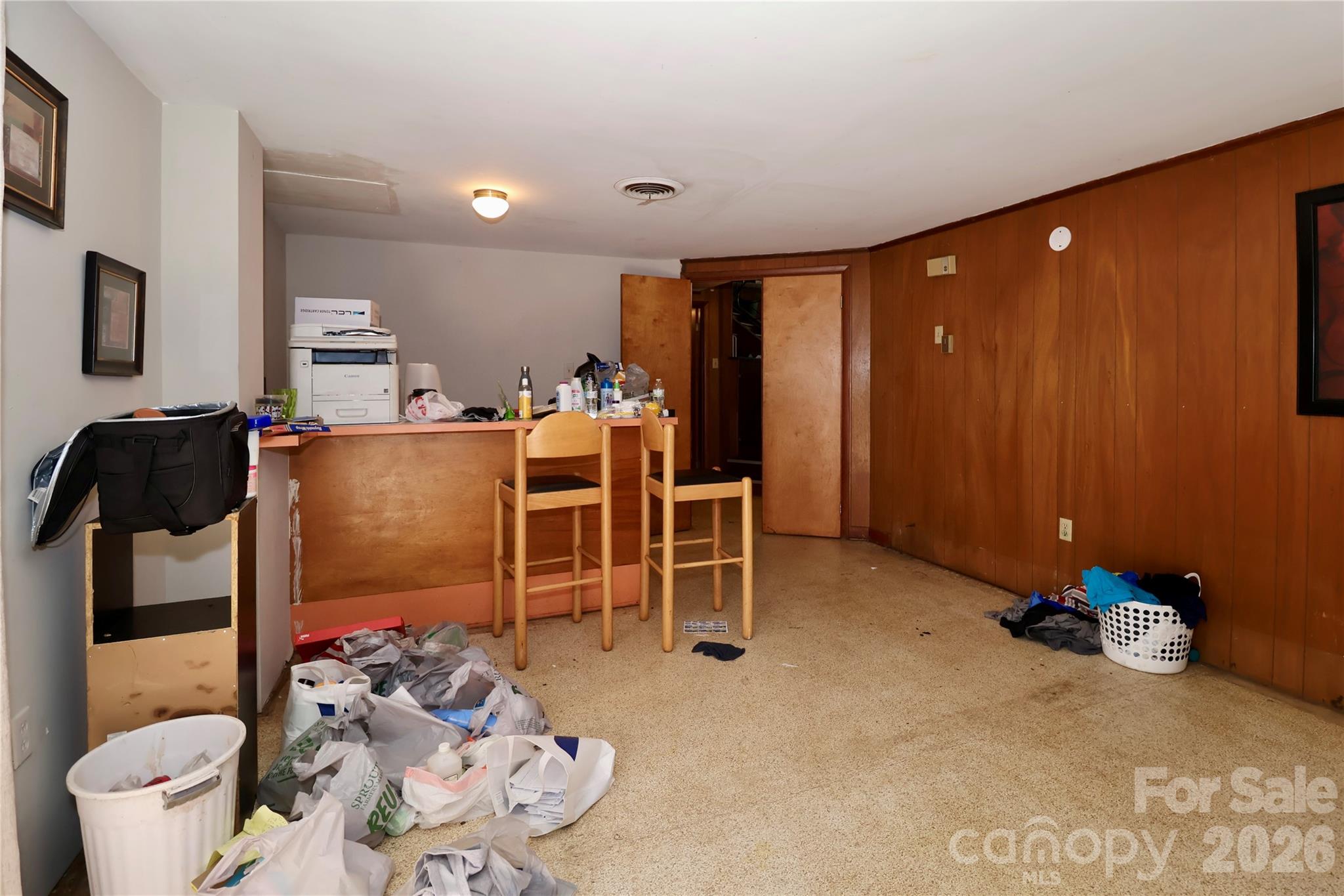 225 Midway Road — Statesville