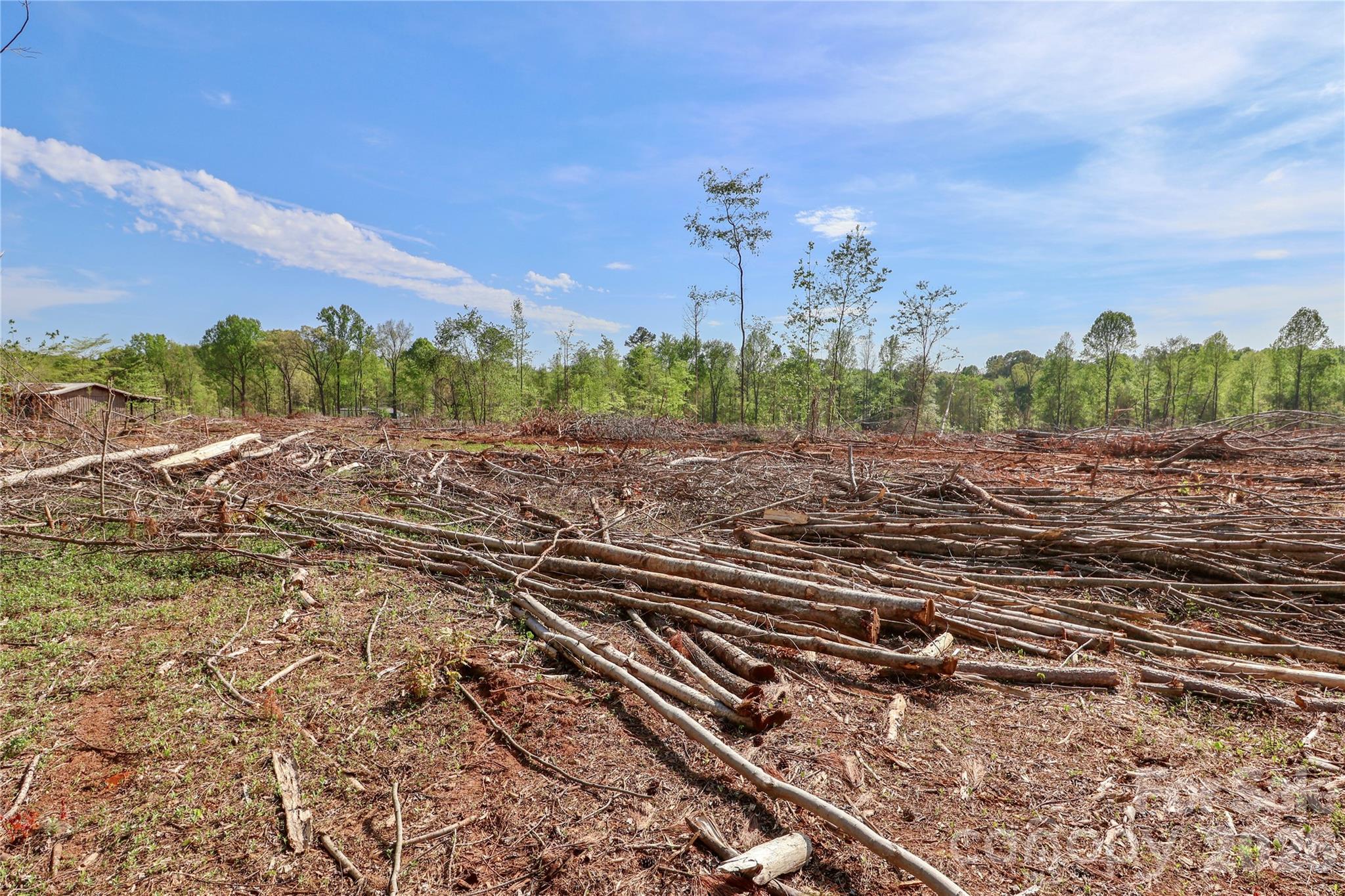 225 Midway Road — Statesville