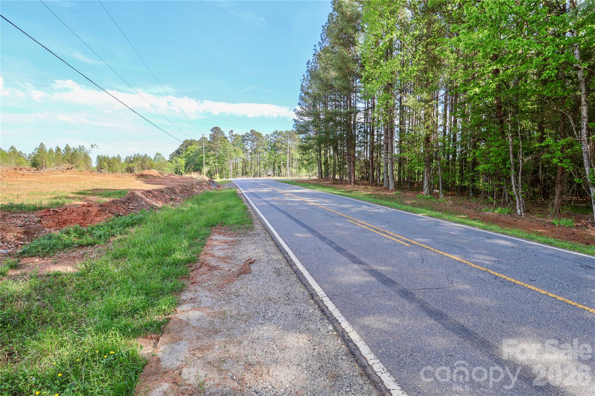 225 Midway Road — Statesville