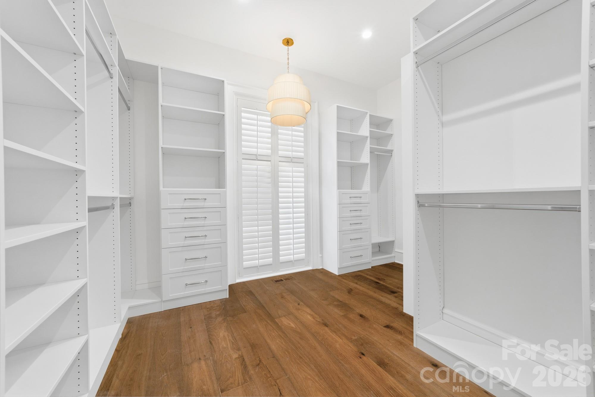 222 Walnut Street — Davidson