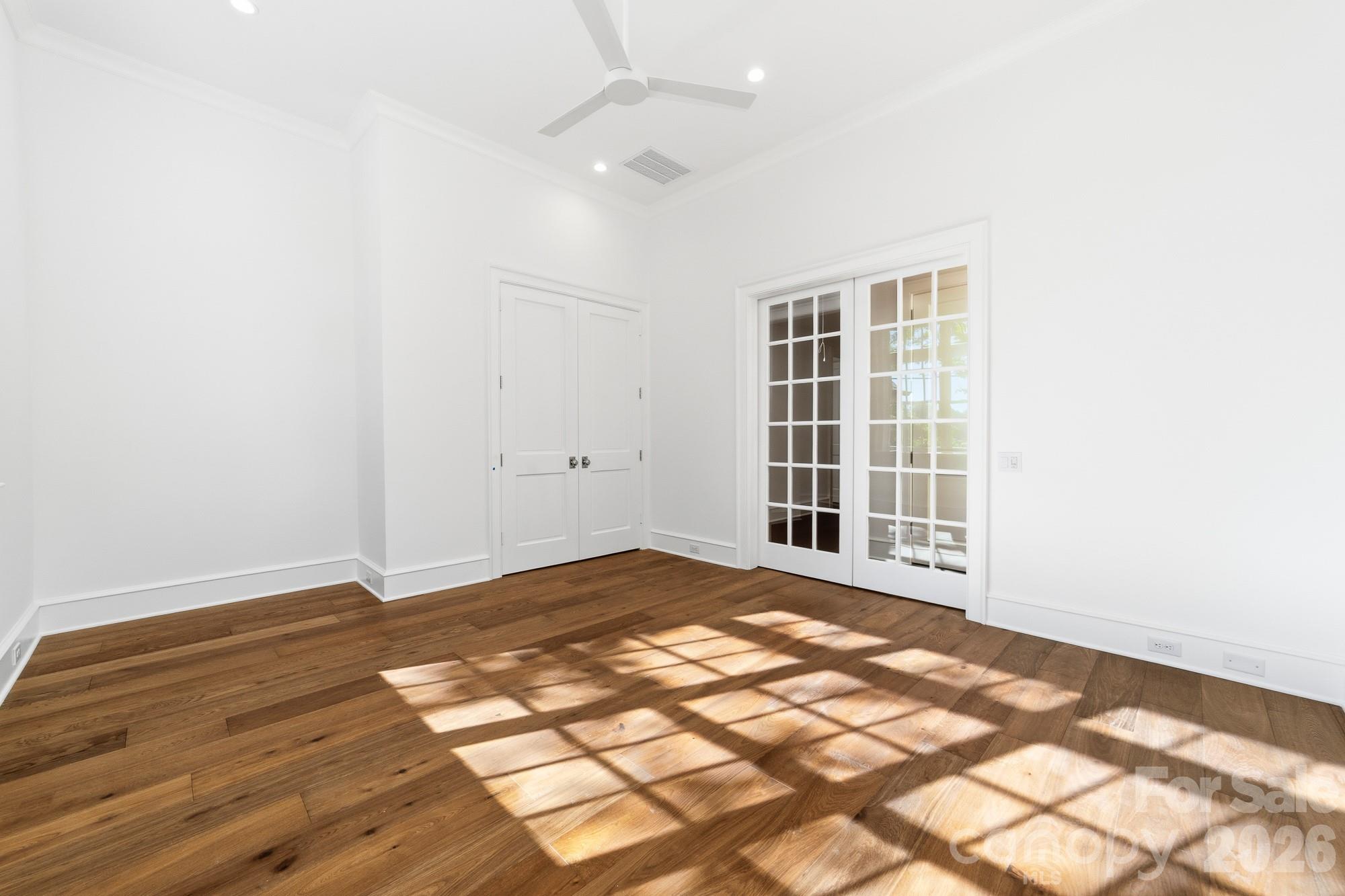 222 Walnut Street — Davidson