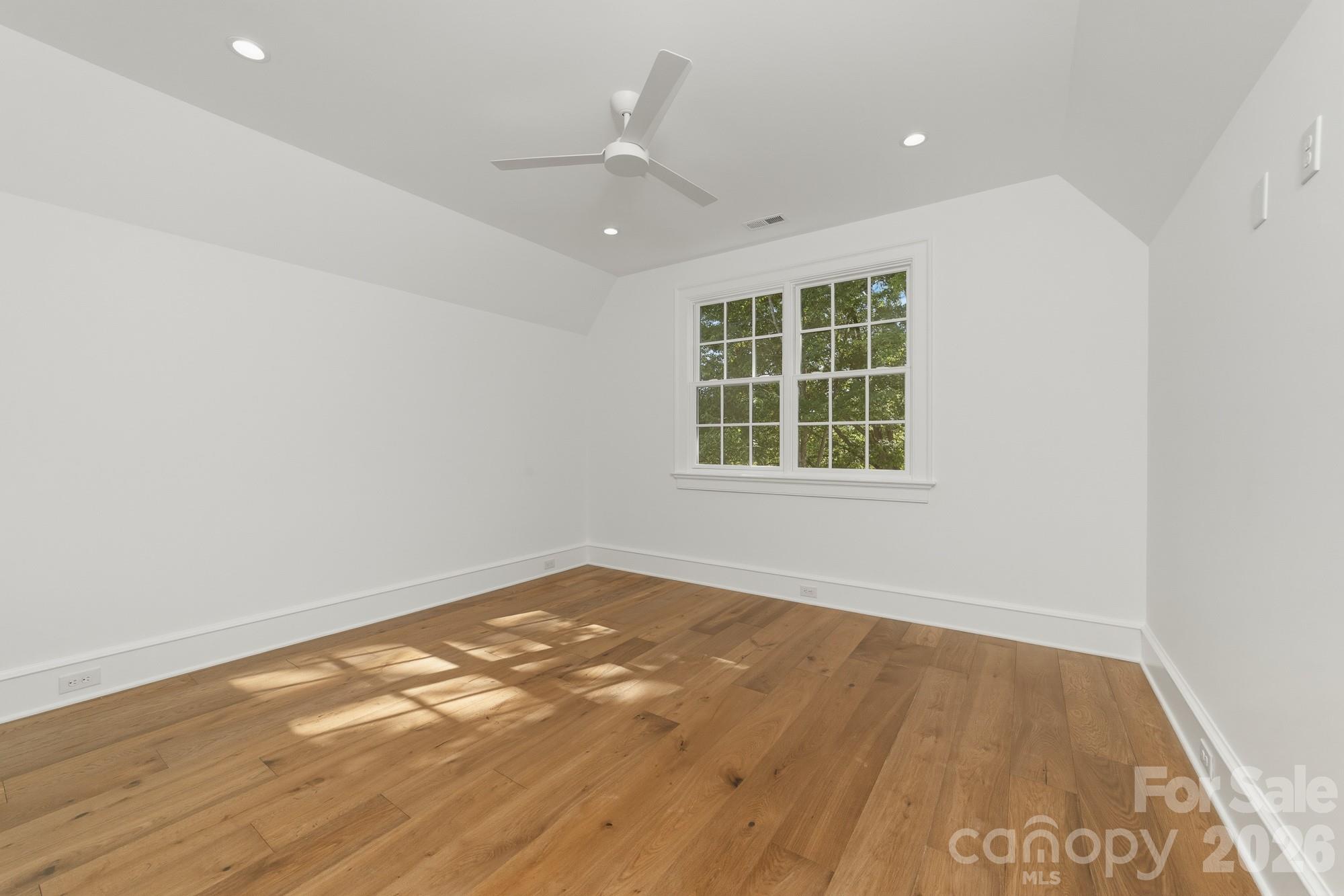 222 Walnut Street — Davidson