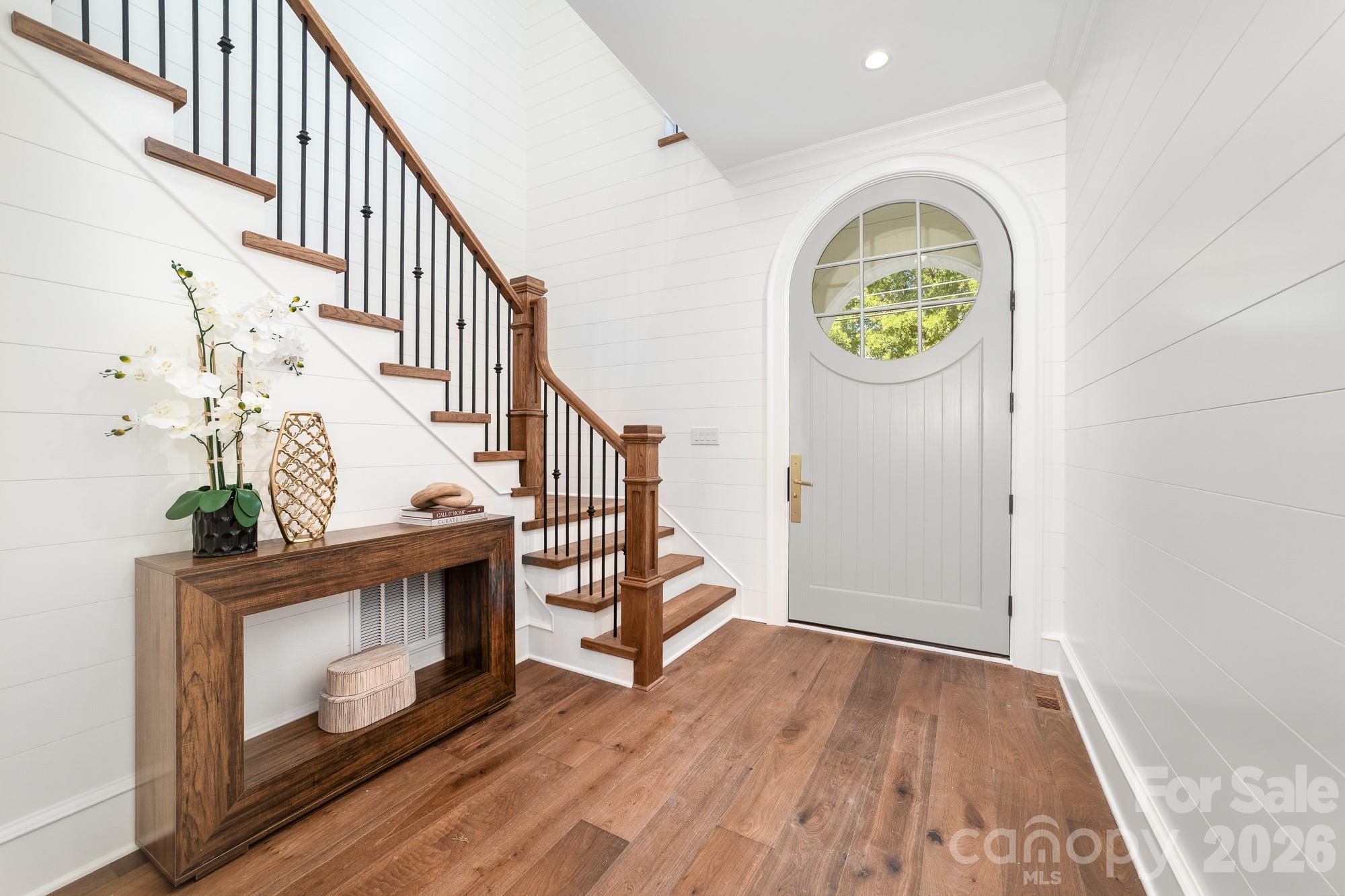 222 Walnut Street — Davidson