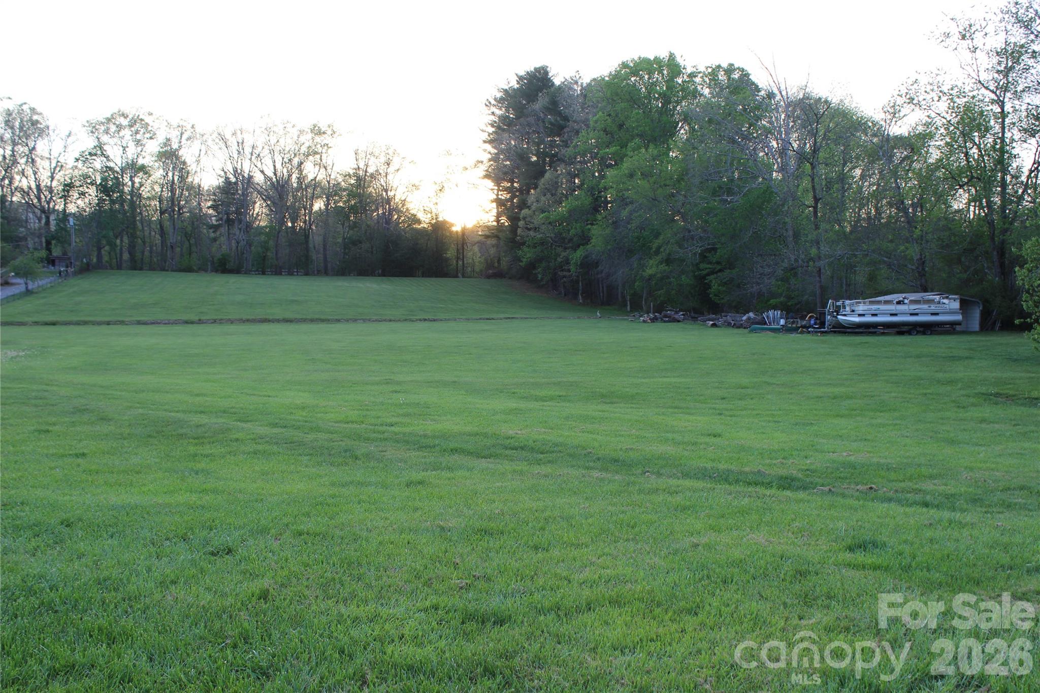 300 Banner Farm Road — Mills River