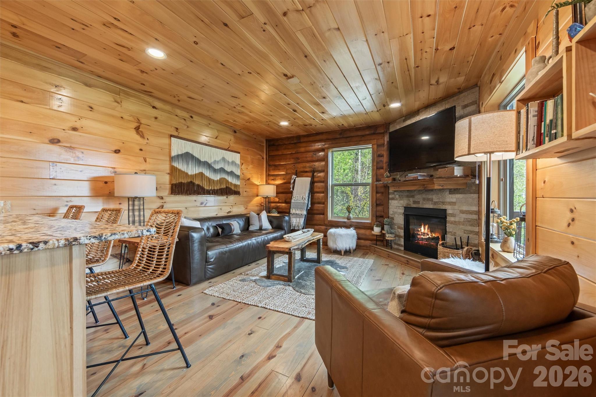 356 Walnut Cove Ridge — Bryson City