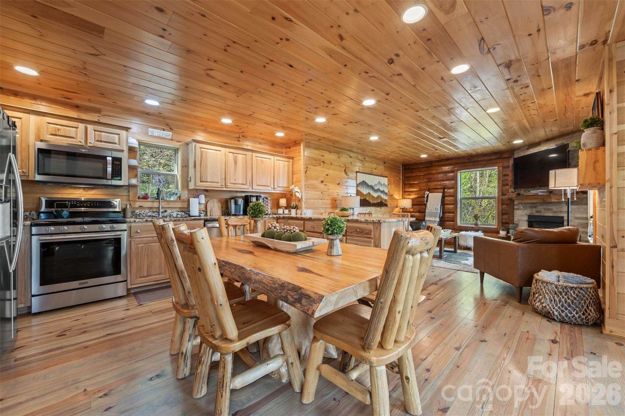 356 Walnut Cove Ridge — Bryson City