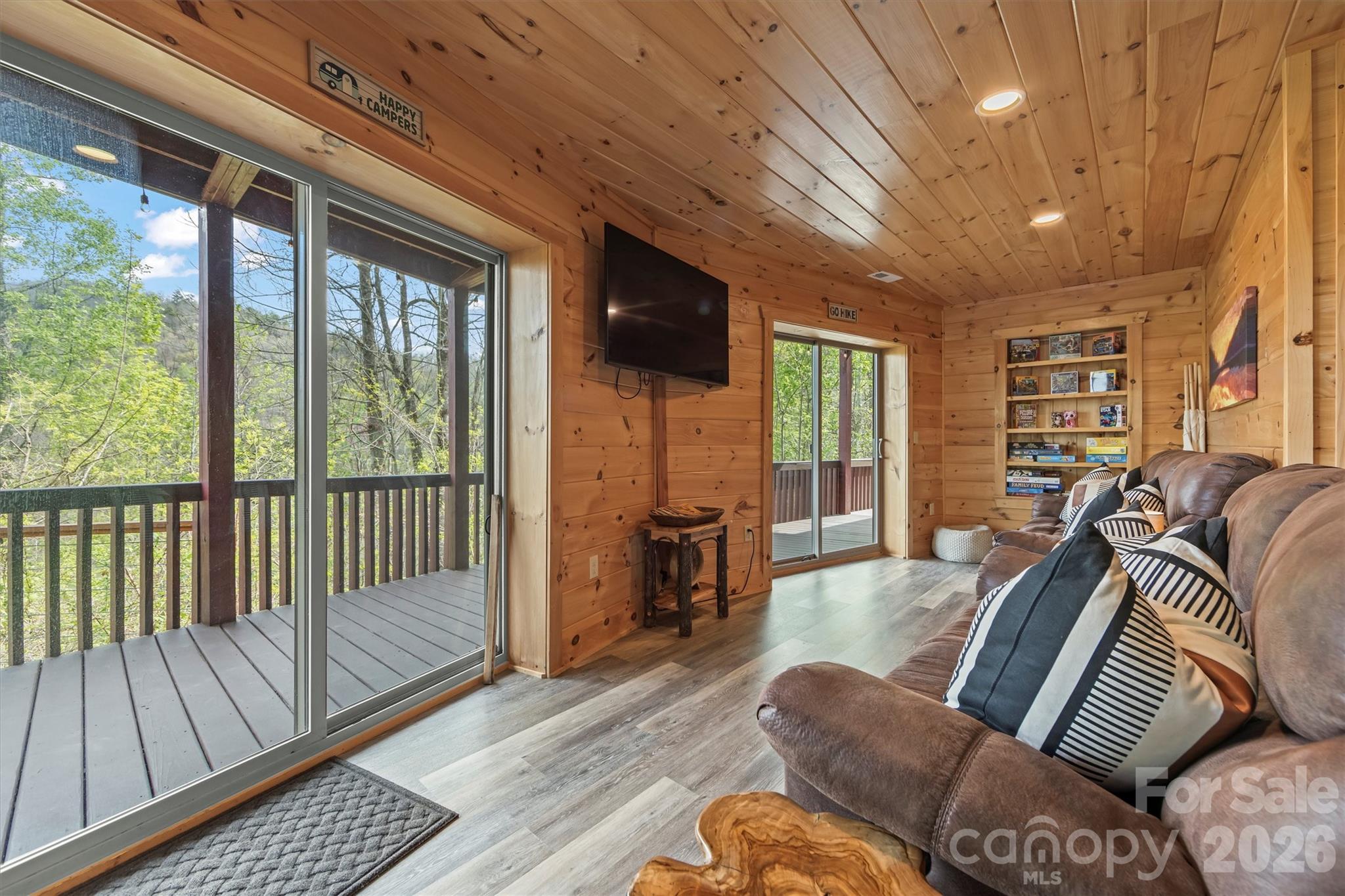 356 Walnut Cove Ridge — Bryson City