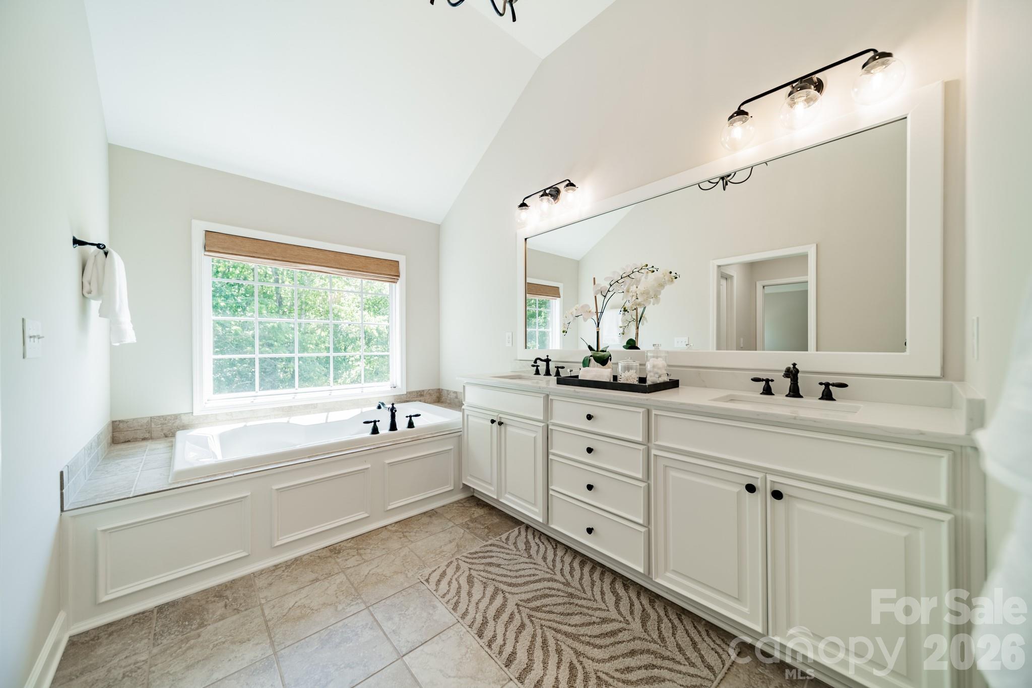 2301 Worthington Drive — Weddington
