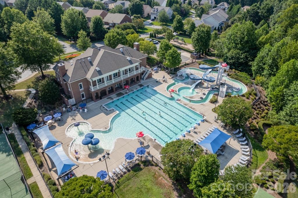 2301 Worthington Drive — Weddington