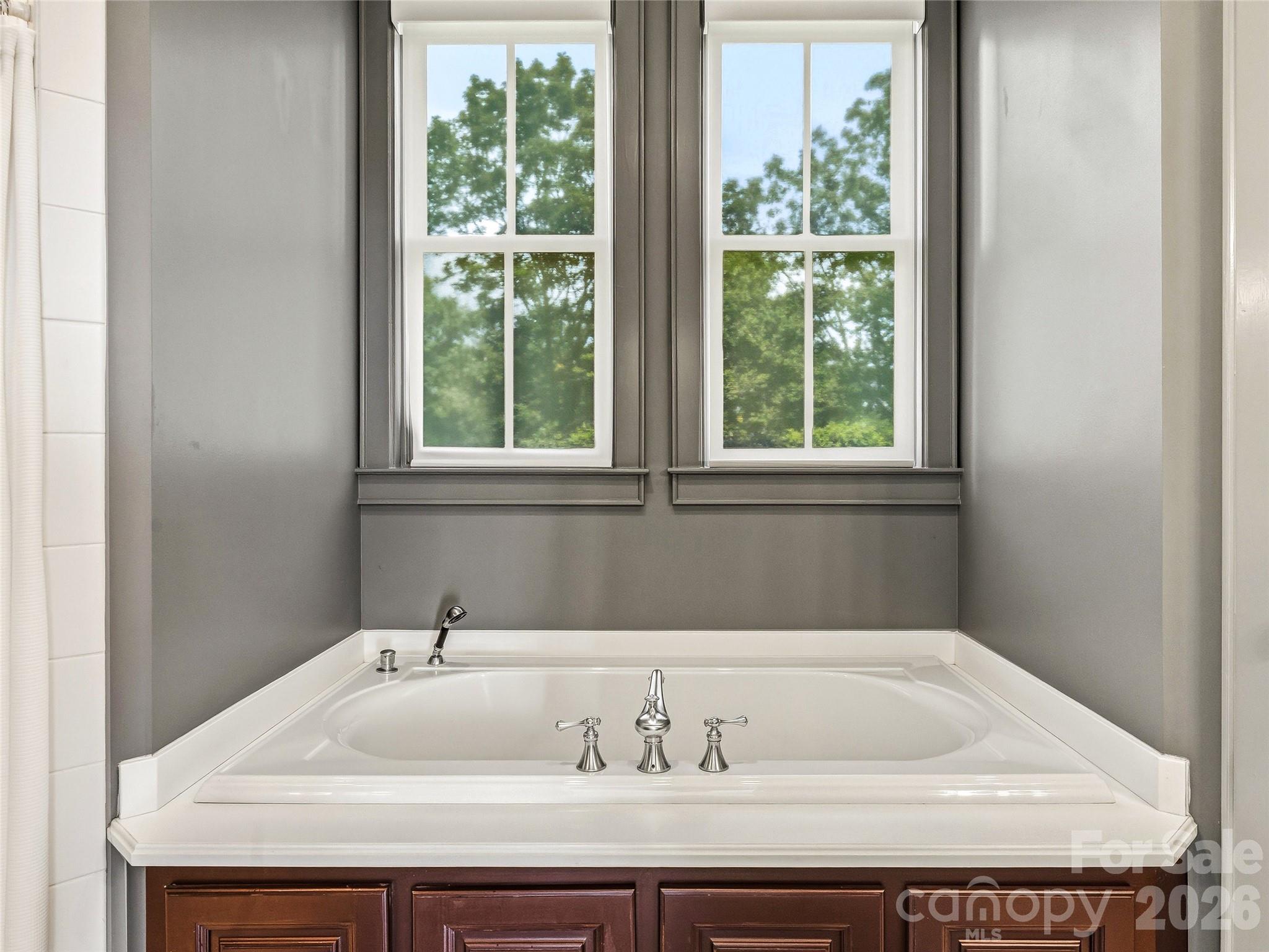 21 Ebby Ridge — Fairview