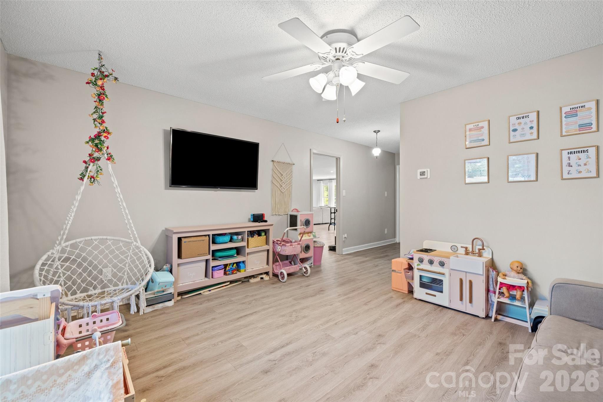 1709 Lakeview Drive — Monroe