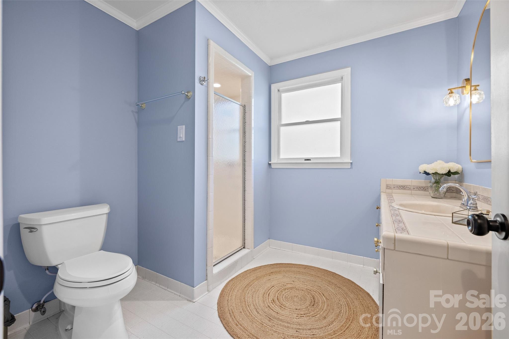 1709 Lakeview Drive — Monroe