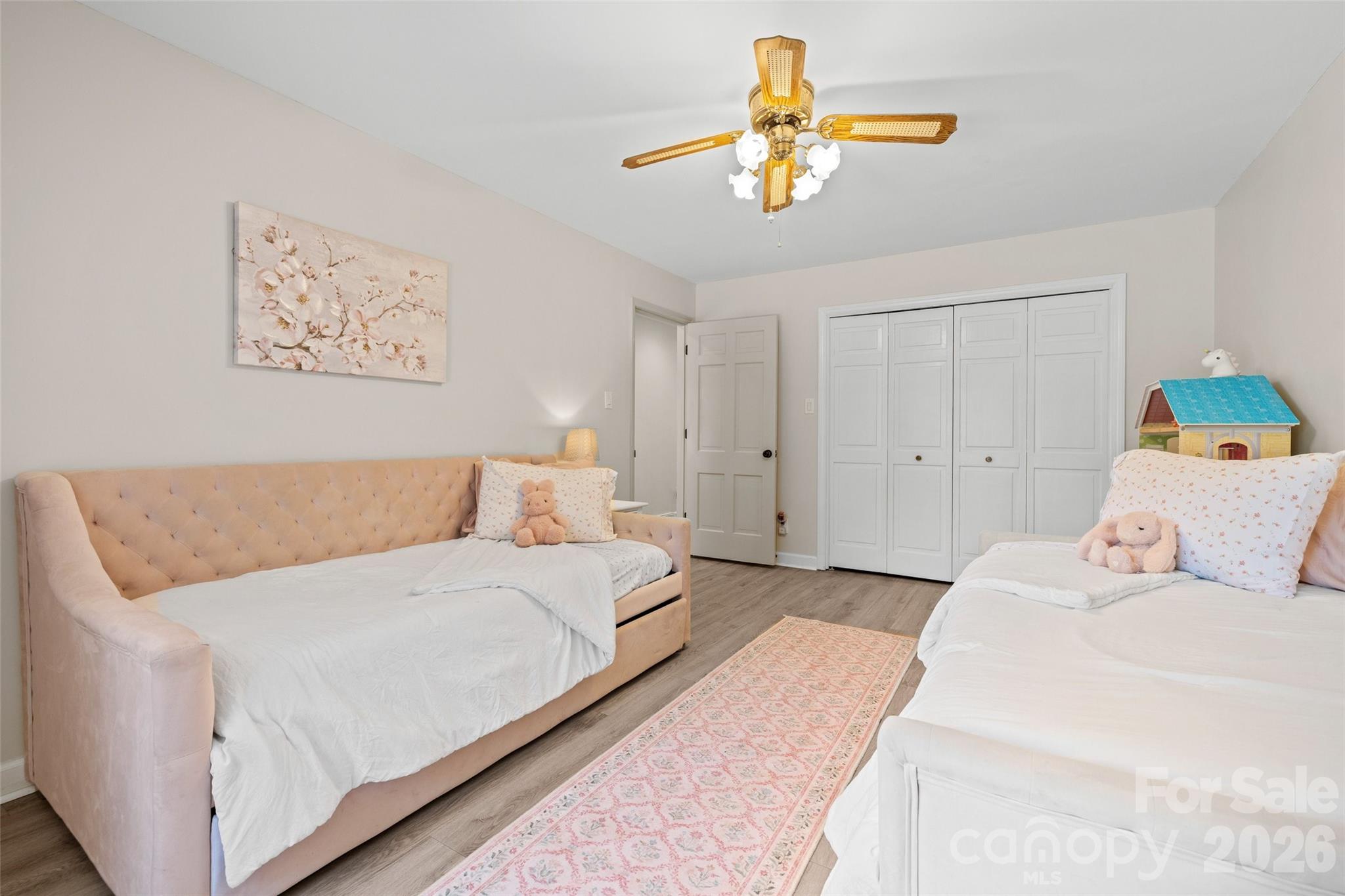 1709 Lakeview Drive — Monroe