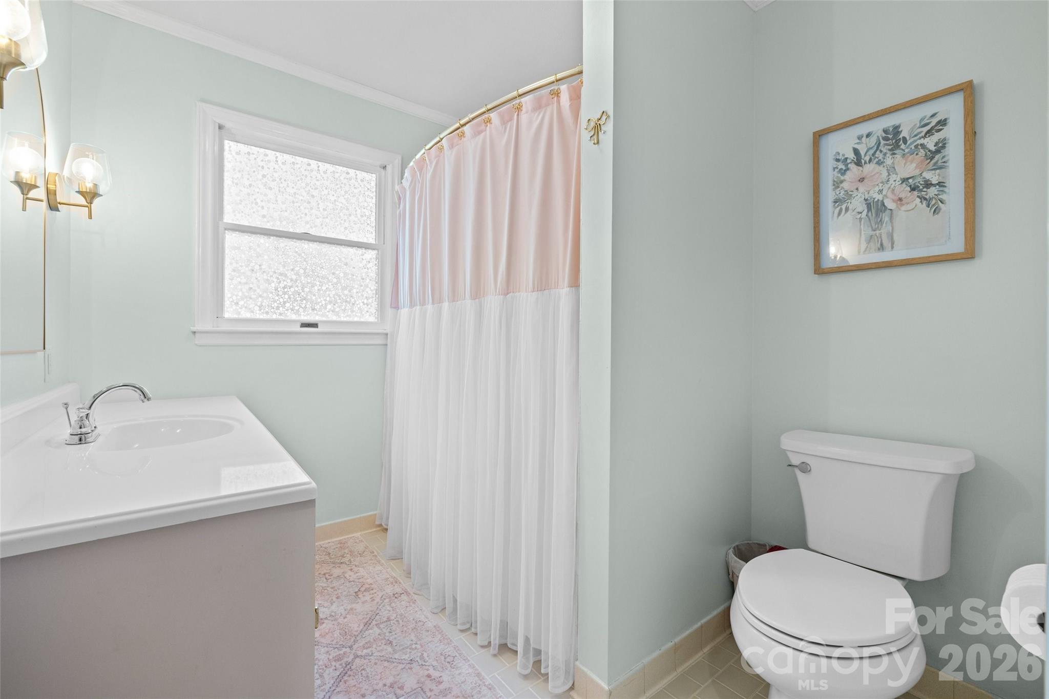 1709 Lakeview Drive — Monroe