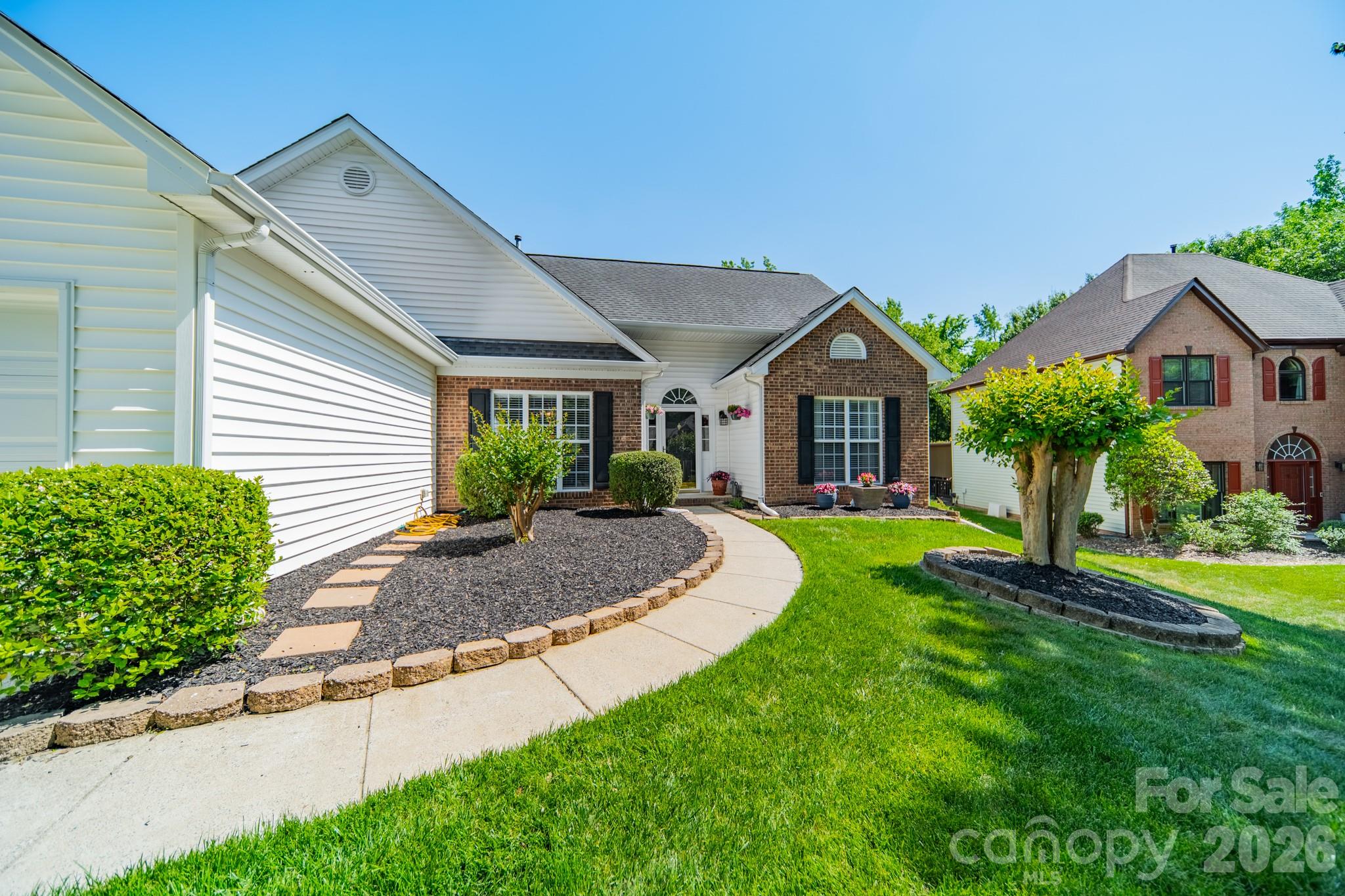 2810 Patten Hill Drive — Matthews