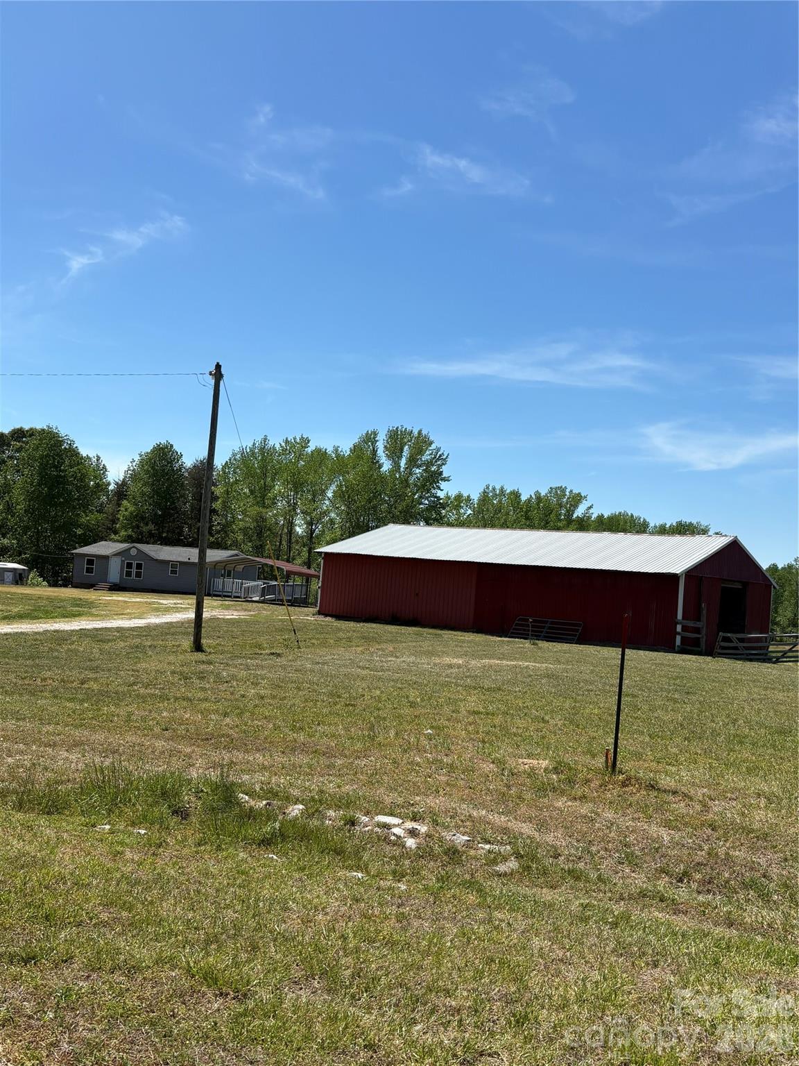 560 Fayette Road — York